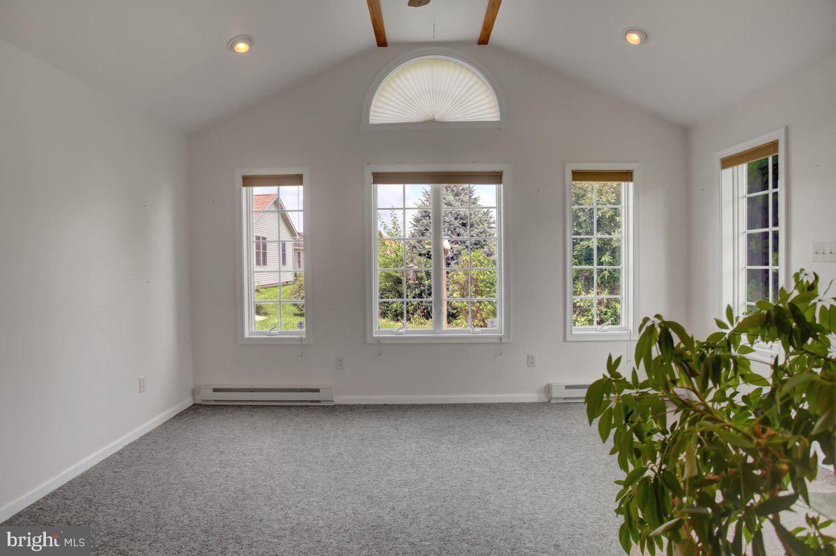 MILL CREEK ACRES - Residential