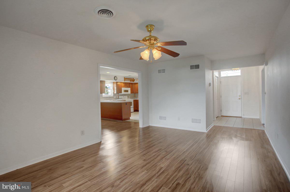 MILL CREEK ACRES - Residential