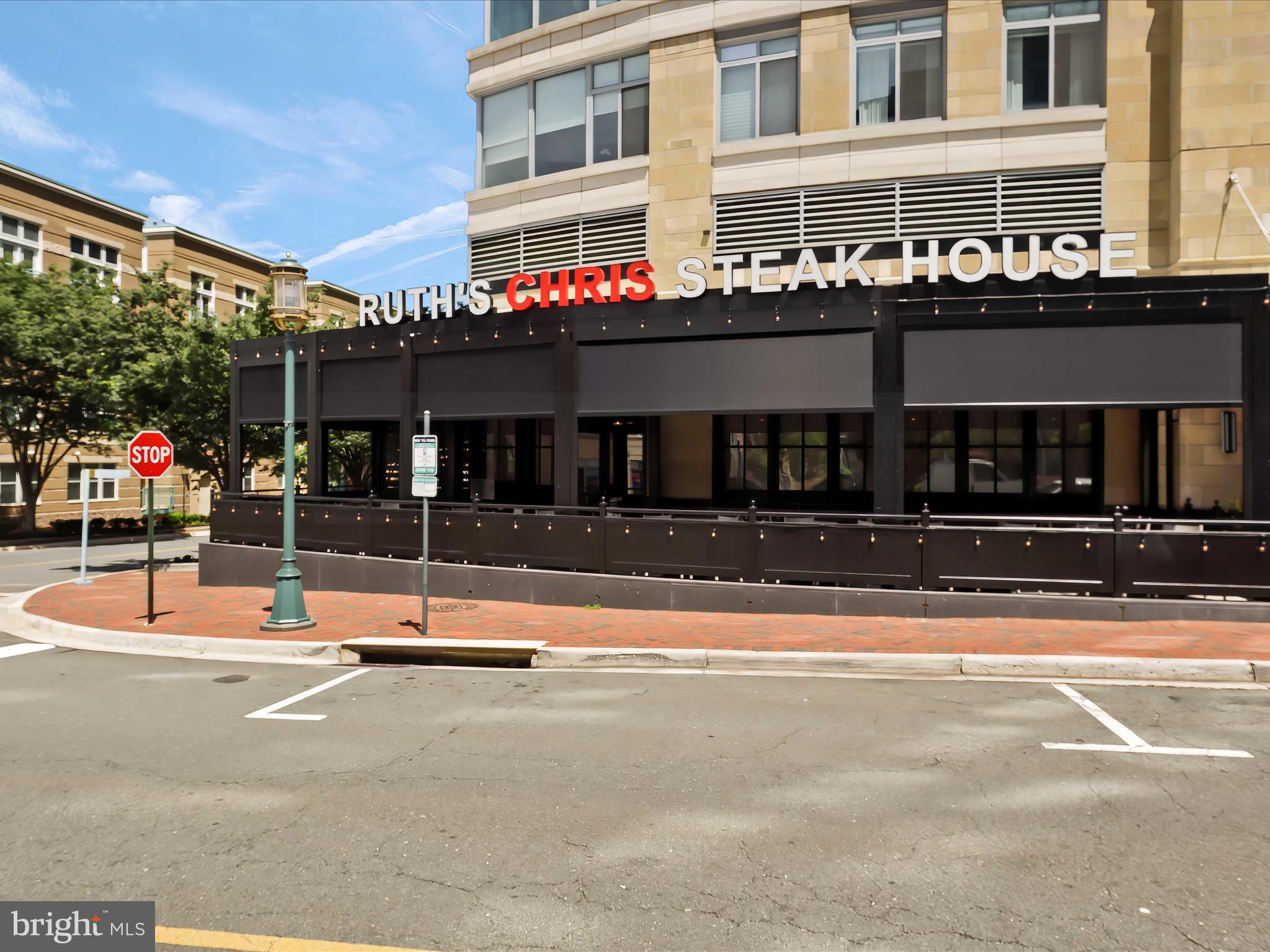 BRISTOL HOUSE - Residential