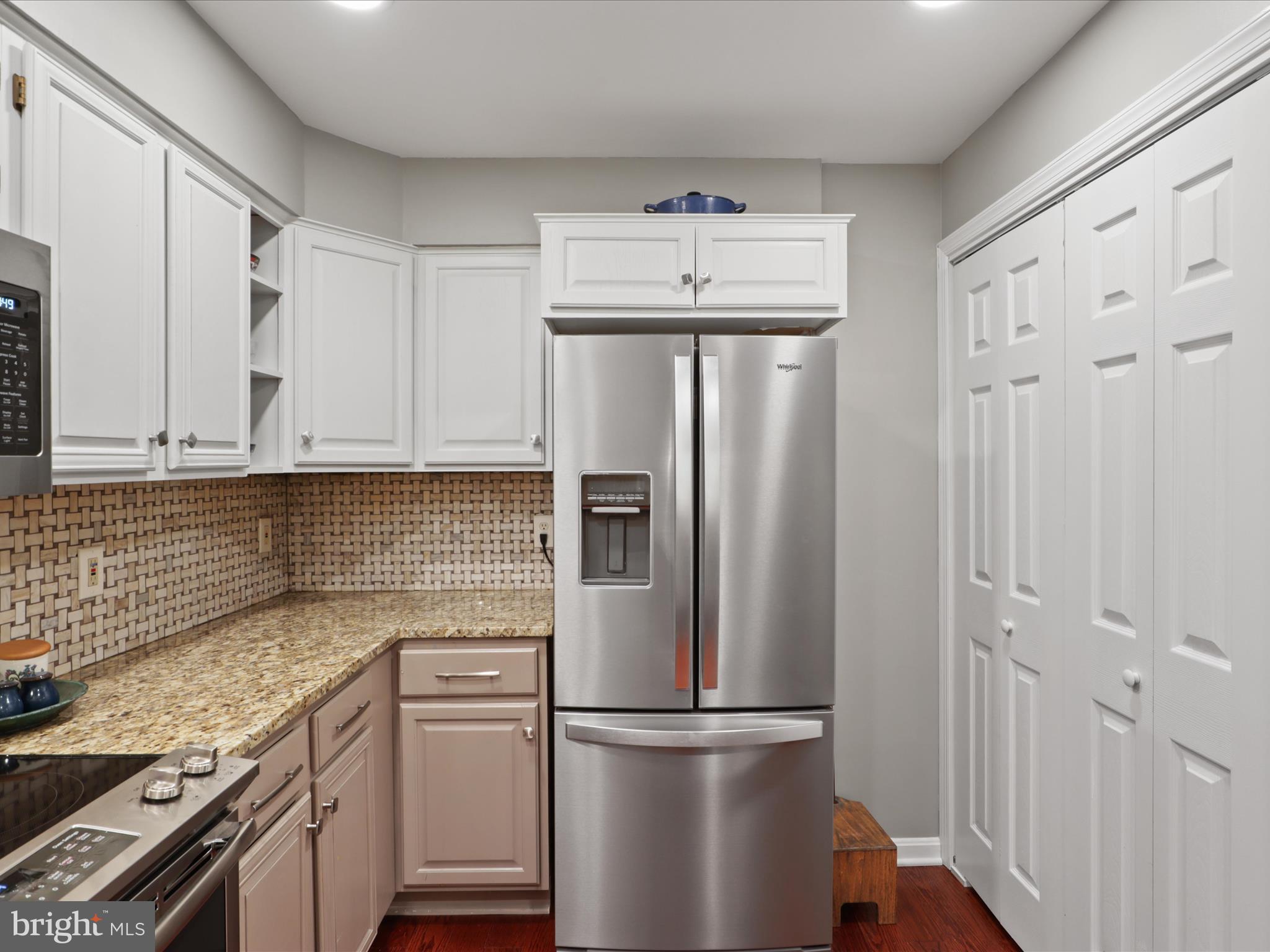 BRISTOL HOUSE - Residential