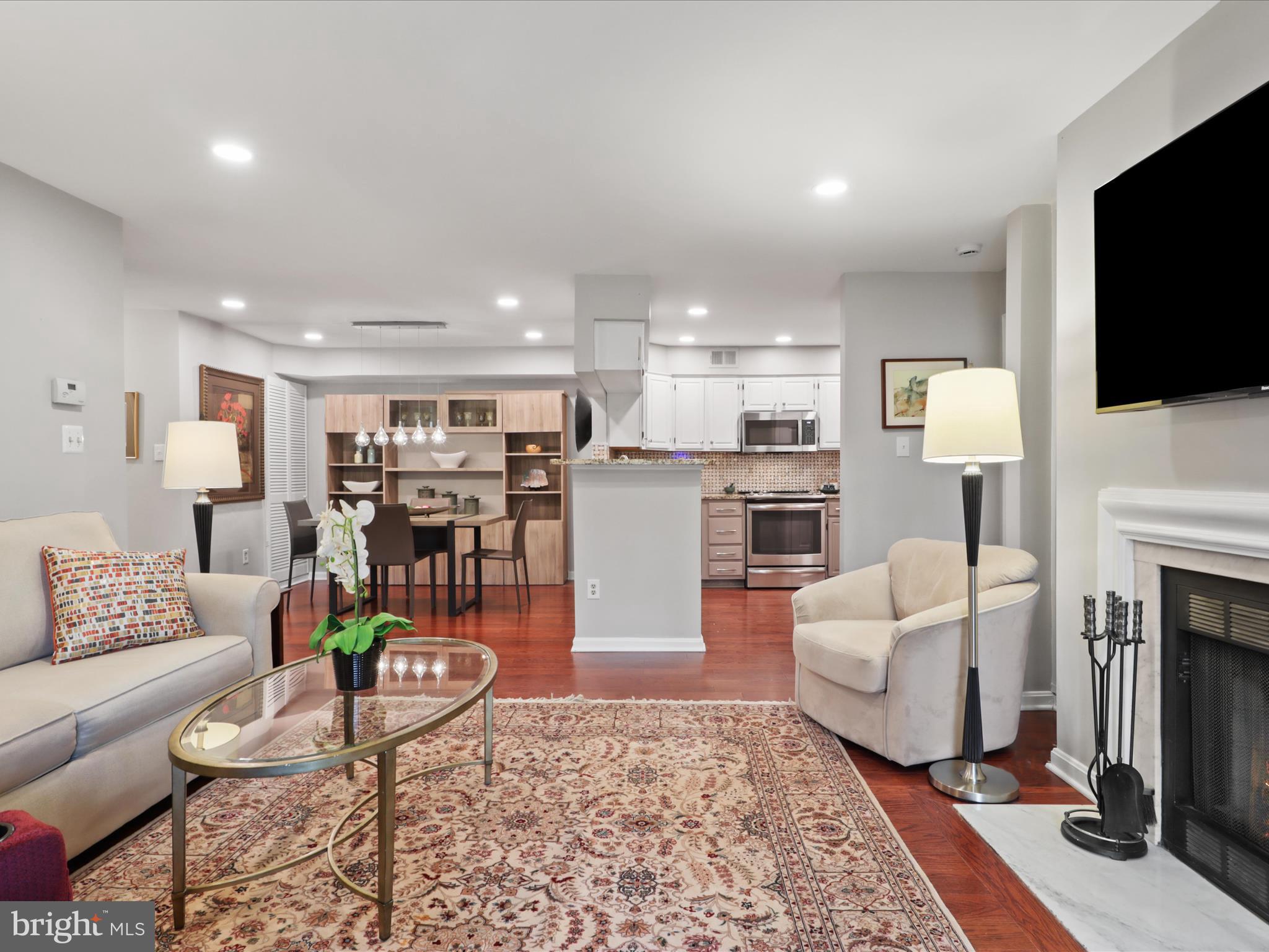 BRISTOL HOUSE - Residential