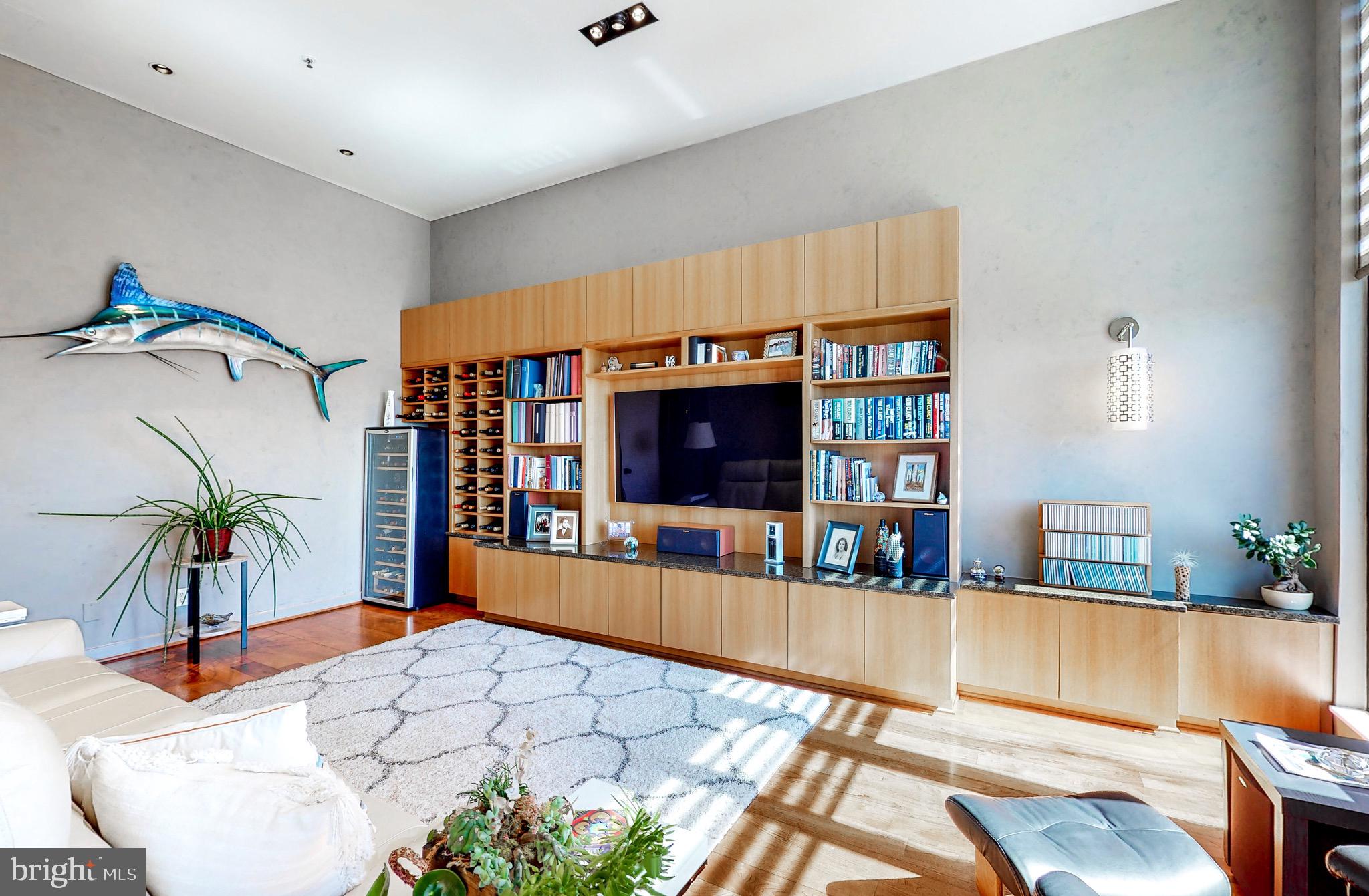 INNER HARBOR - Residential