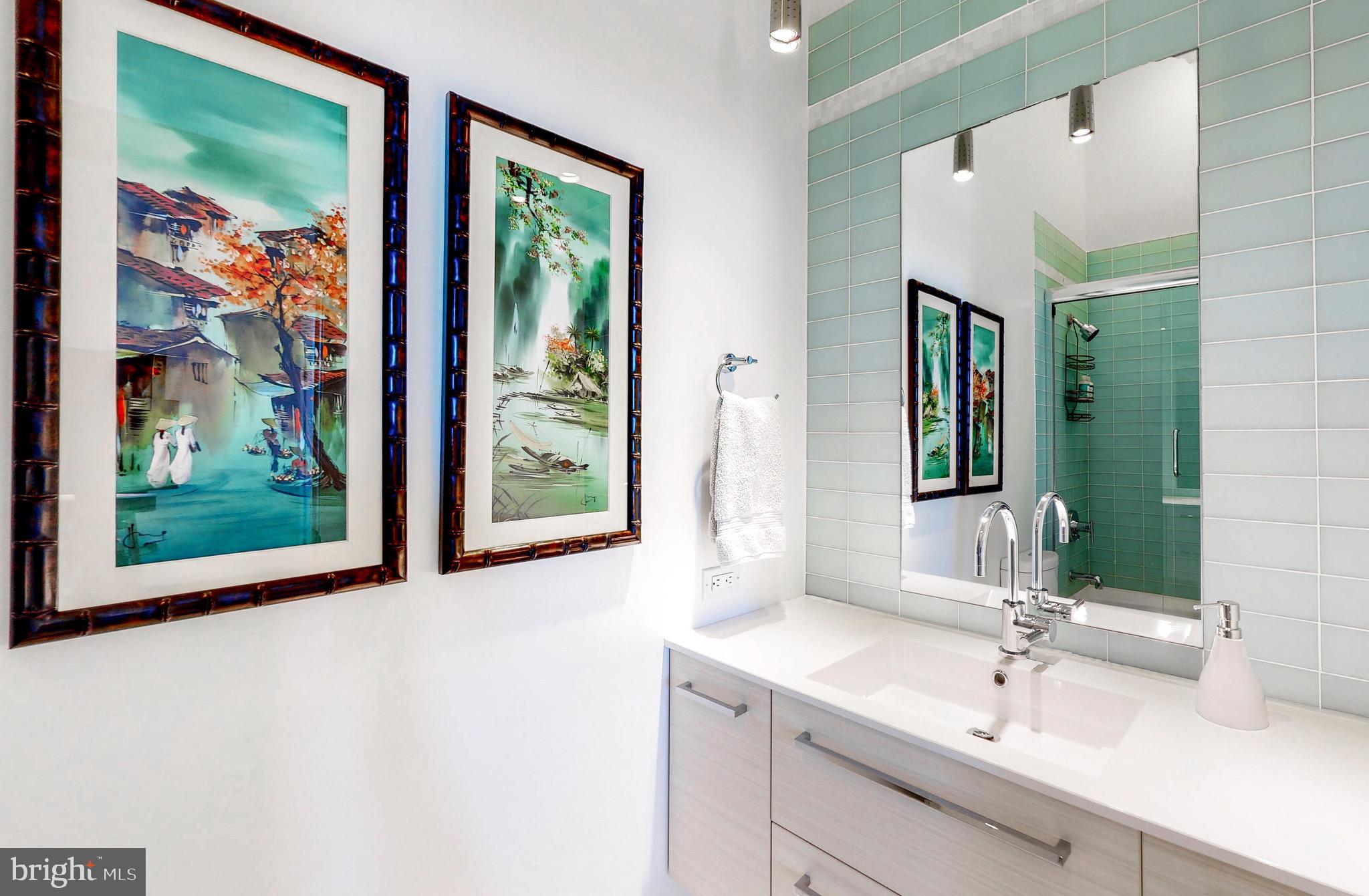 INNER HARBOR - Residential