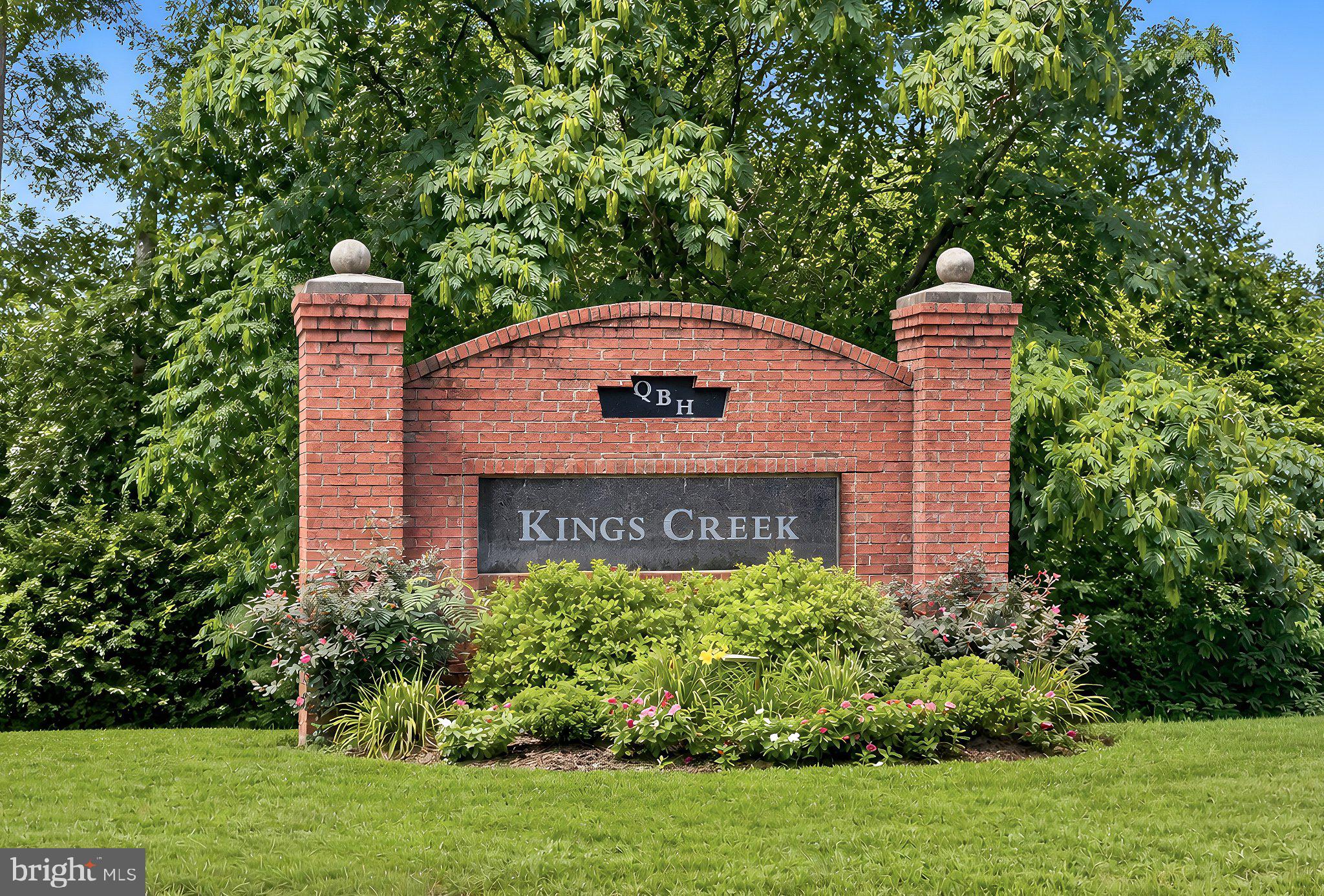 5210 KNIGHTS COURT