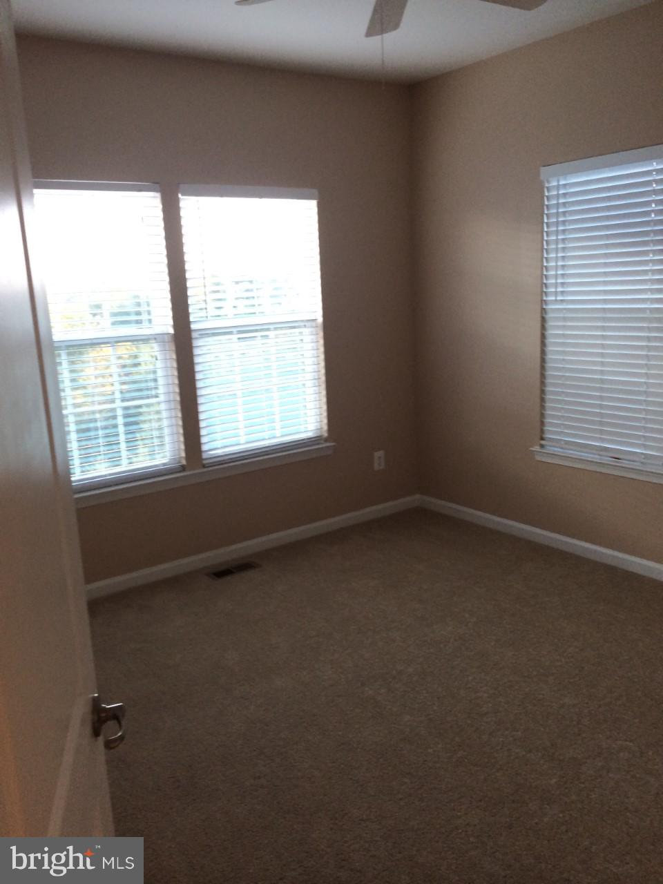 MORLEY CORNER - Residential Lease