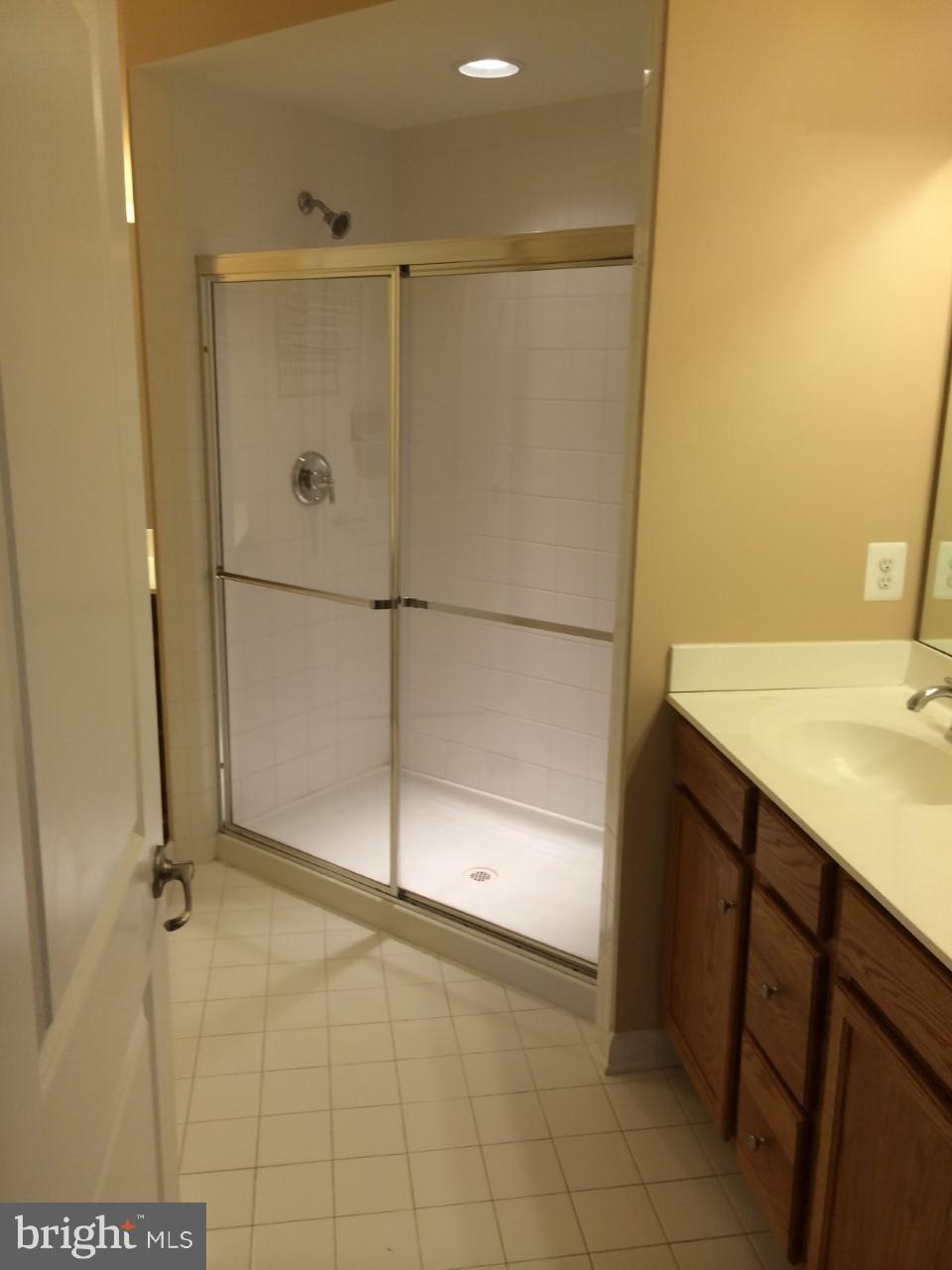 MORLEY CORNER - Residential Lease