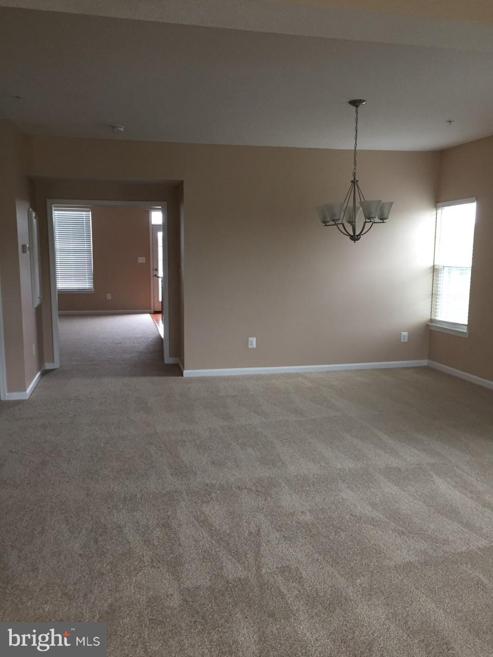 MORLEY CORNER - Residential Lease