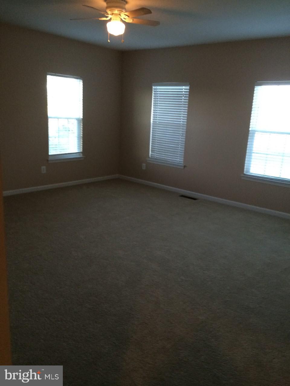 MORLEY CORNER - Residential Lease