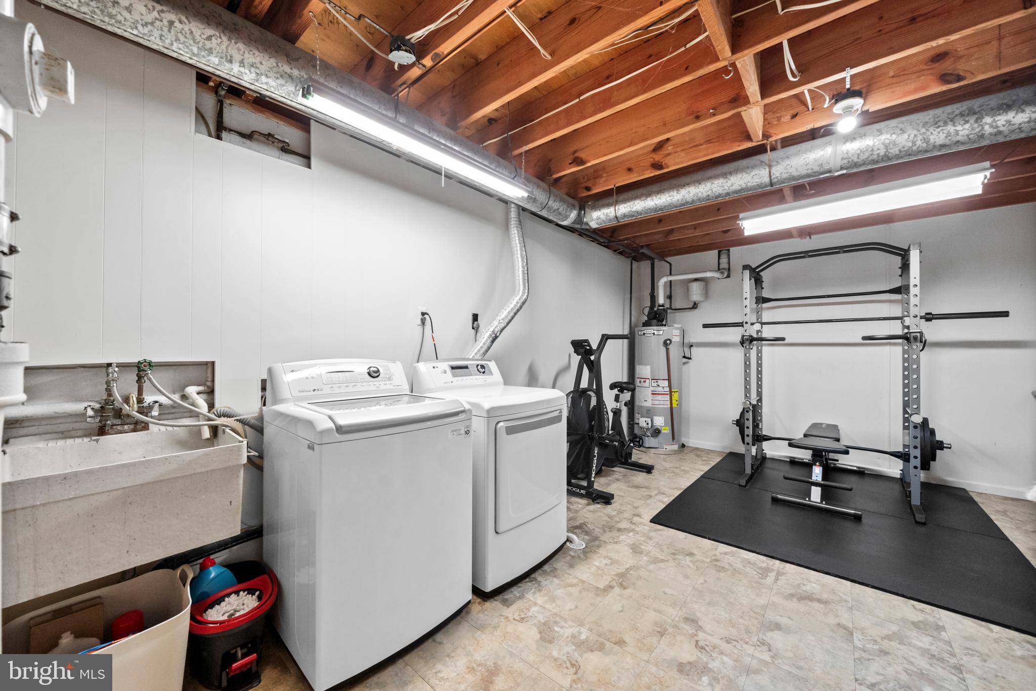 VARSITY PARK - Residential