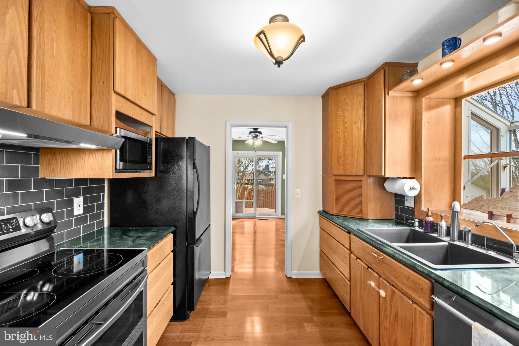 VARSITY PARK - Residential