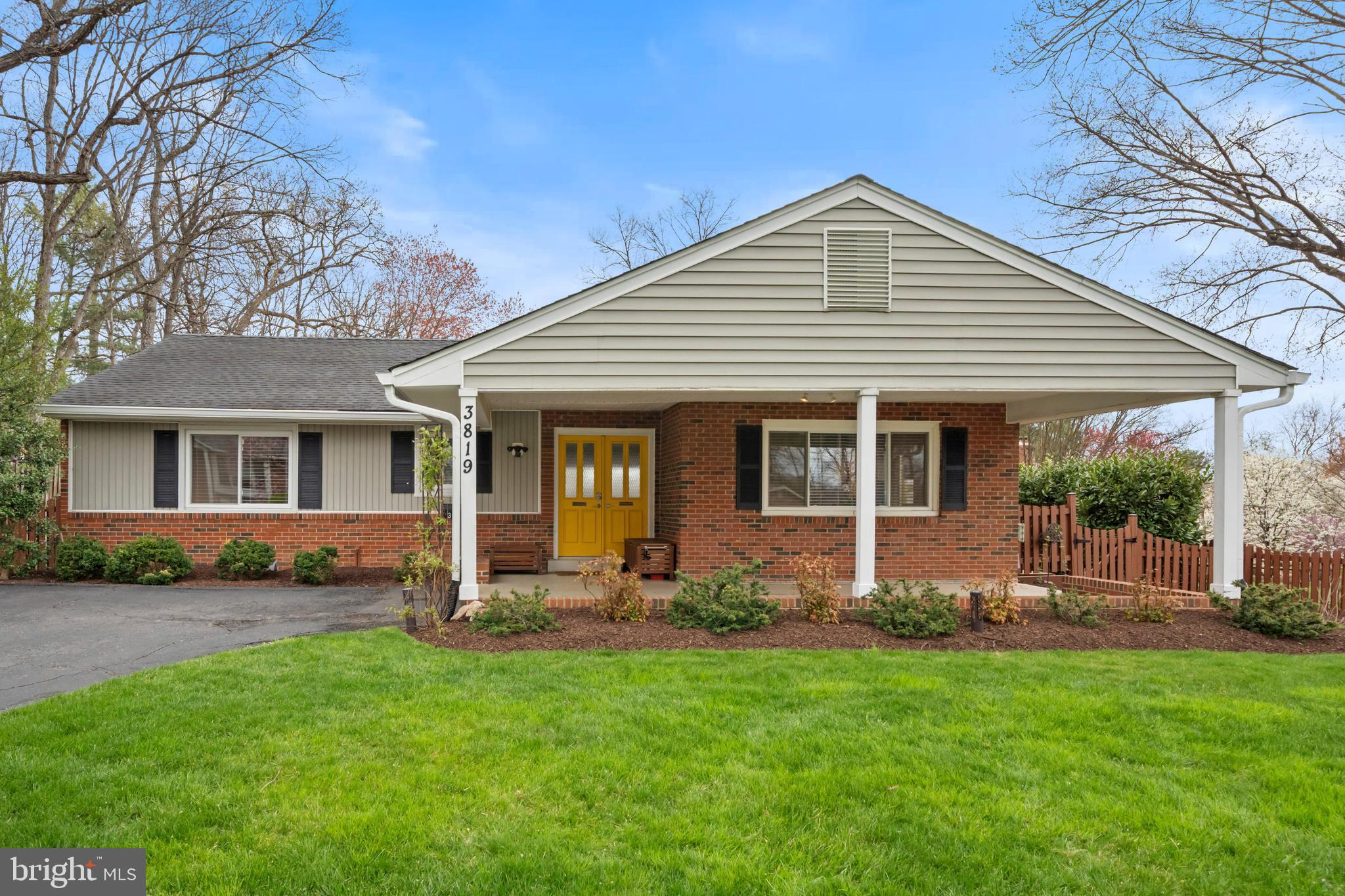 VARSITY PARK - Residential