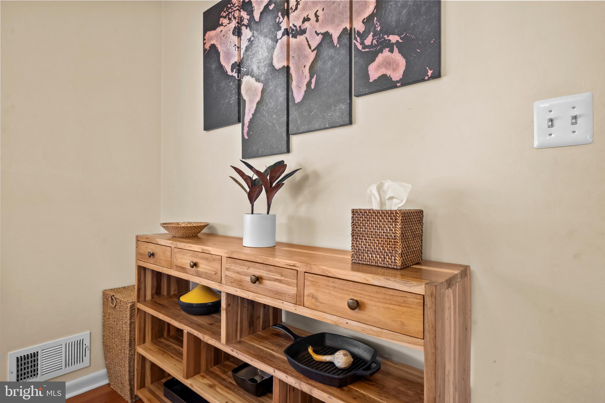 VARSITY PARK - Residential