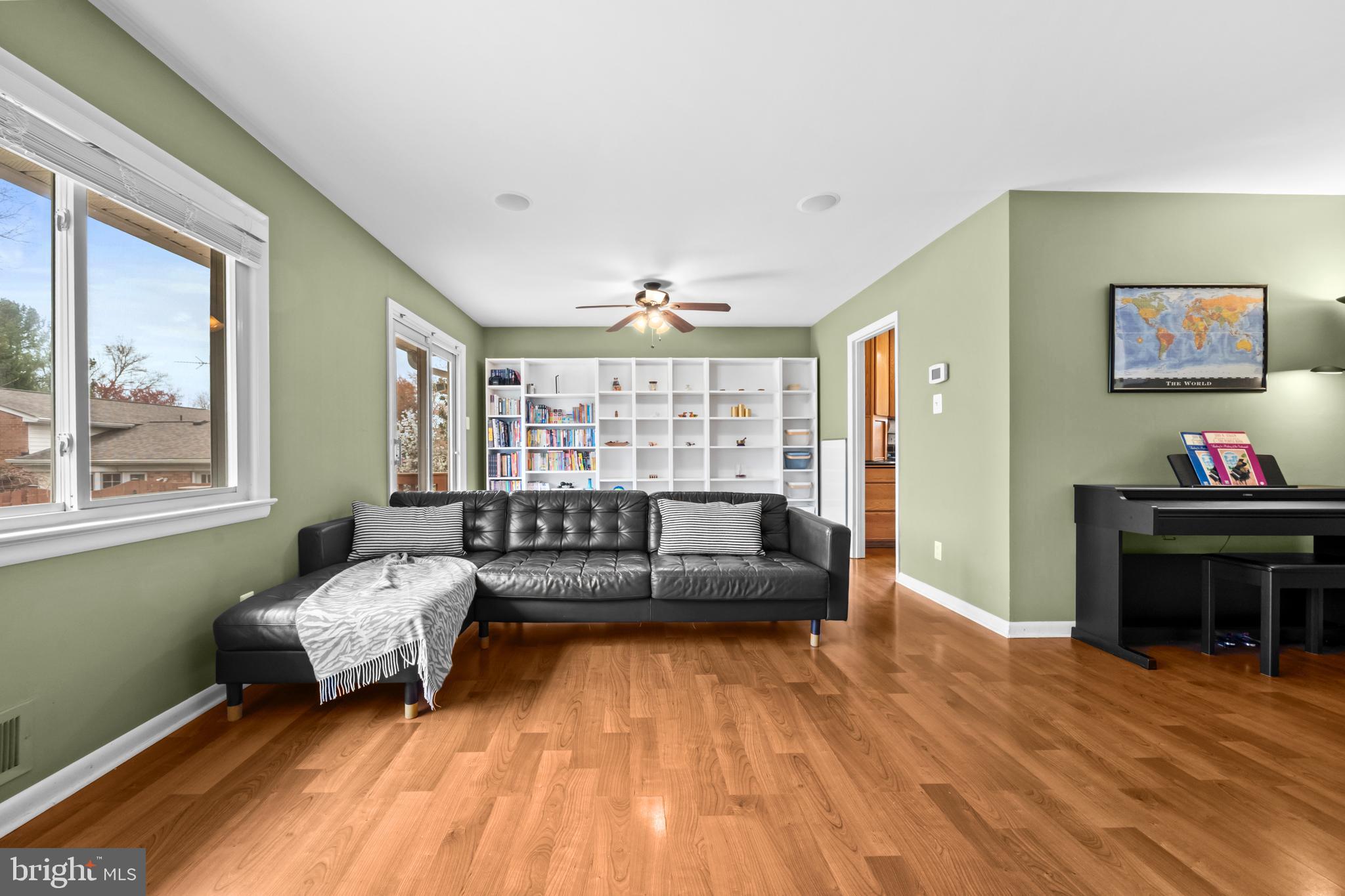 VARSITY PARK - Residential