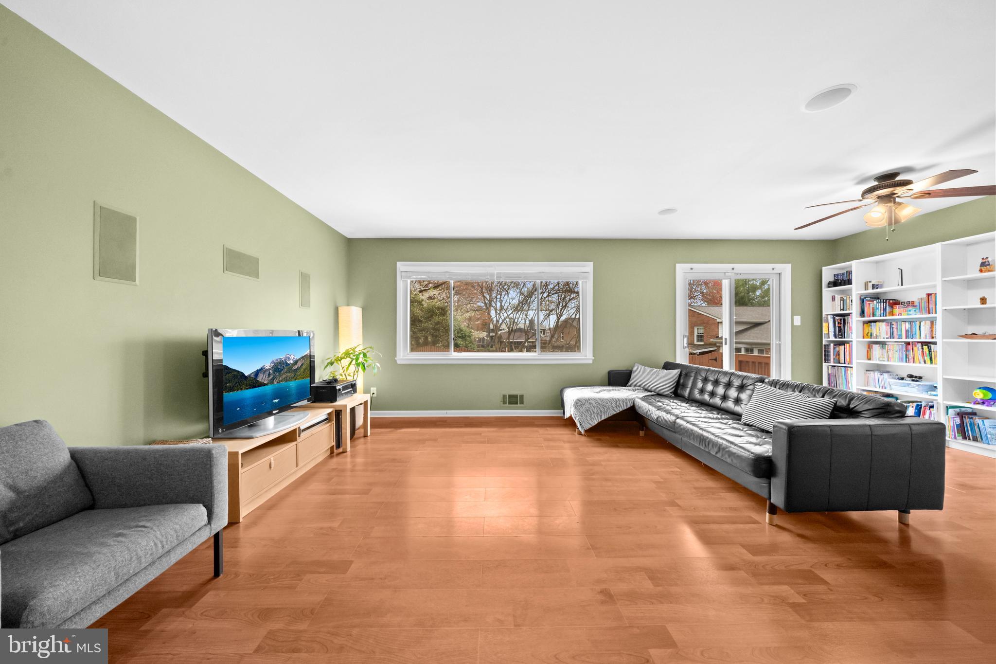 VARSITY PARK - Residential