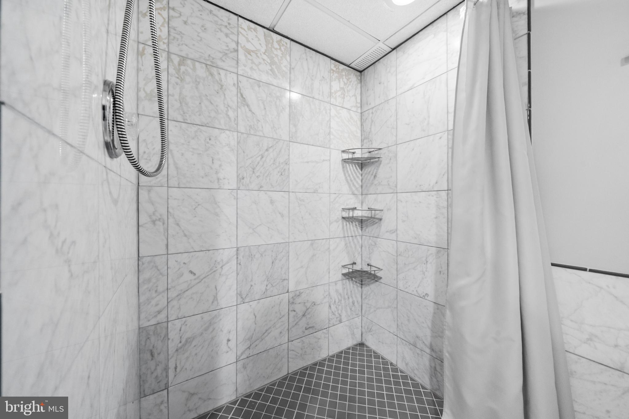 VARSITY PARK - Residential