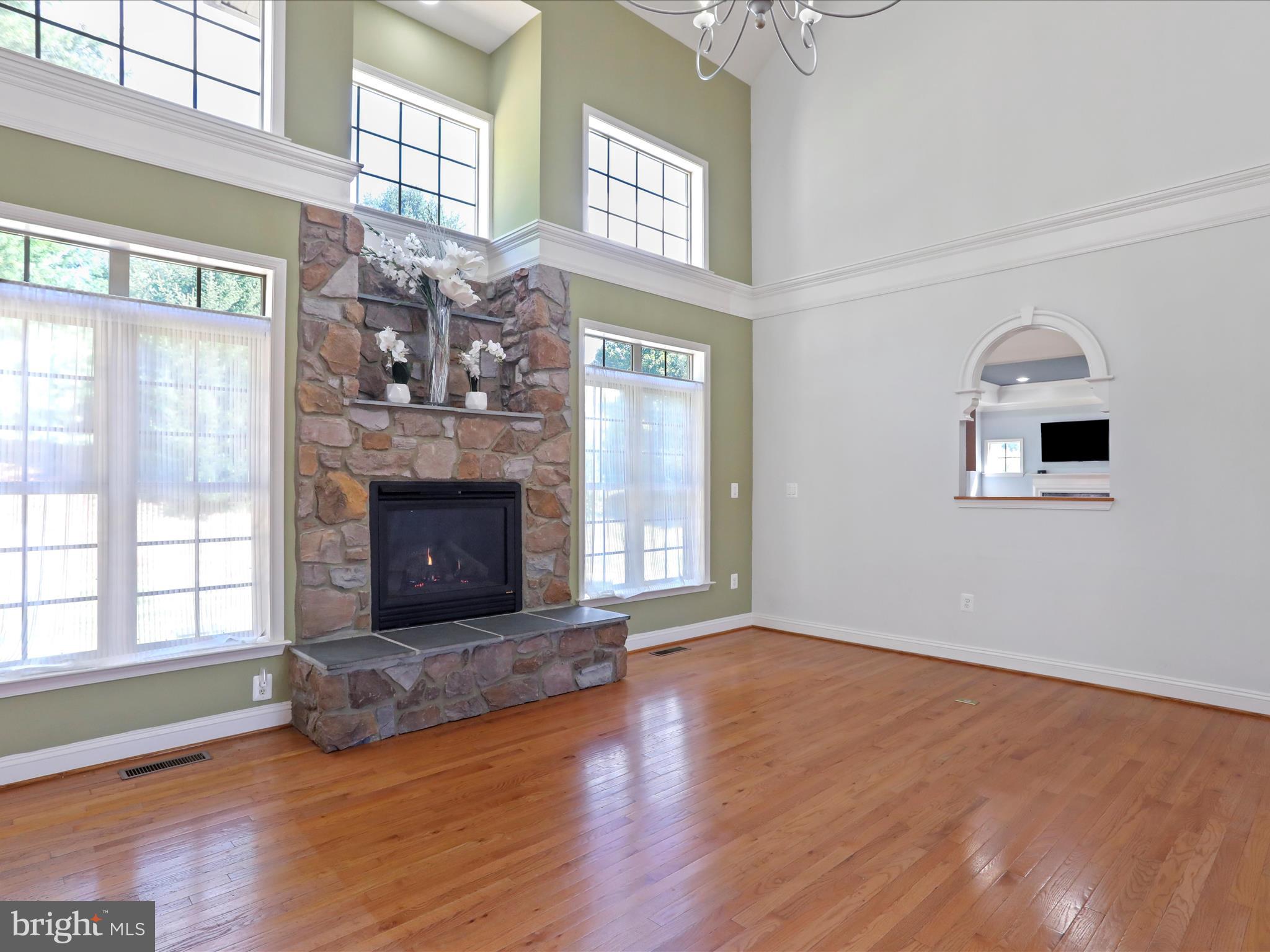 15 LAUREL HILL COURT