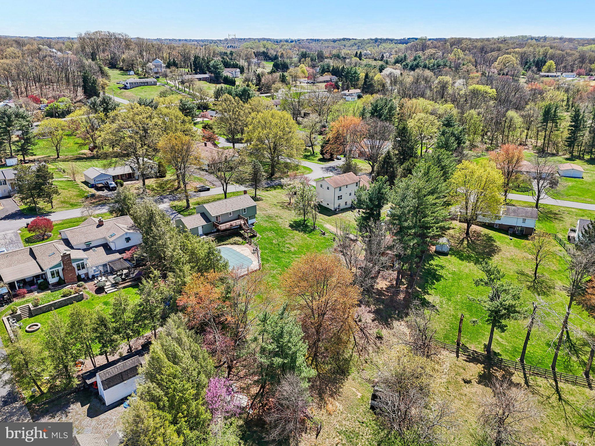 MID COUNTRY VIEW - Residential
