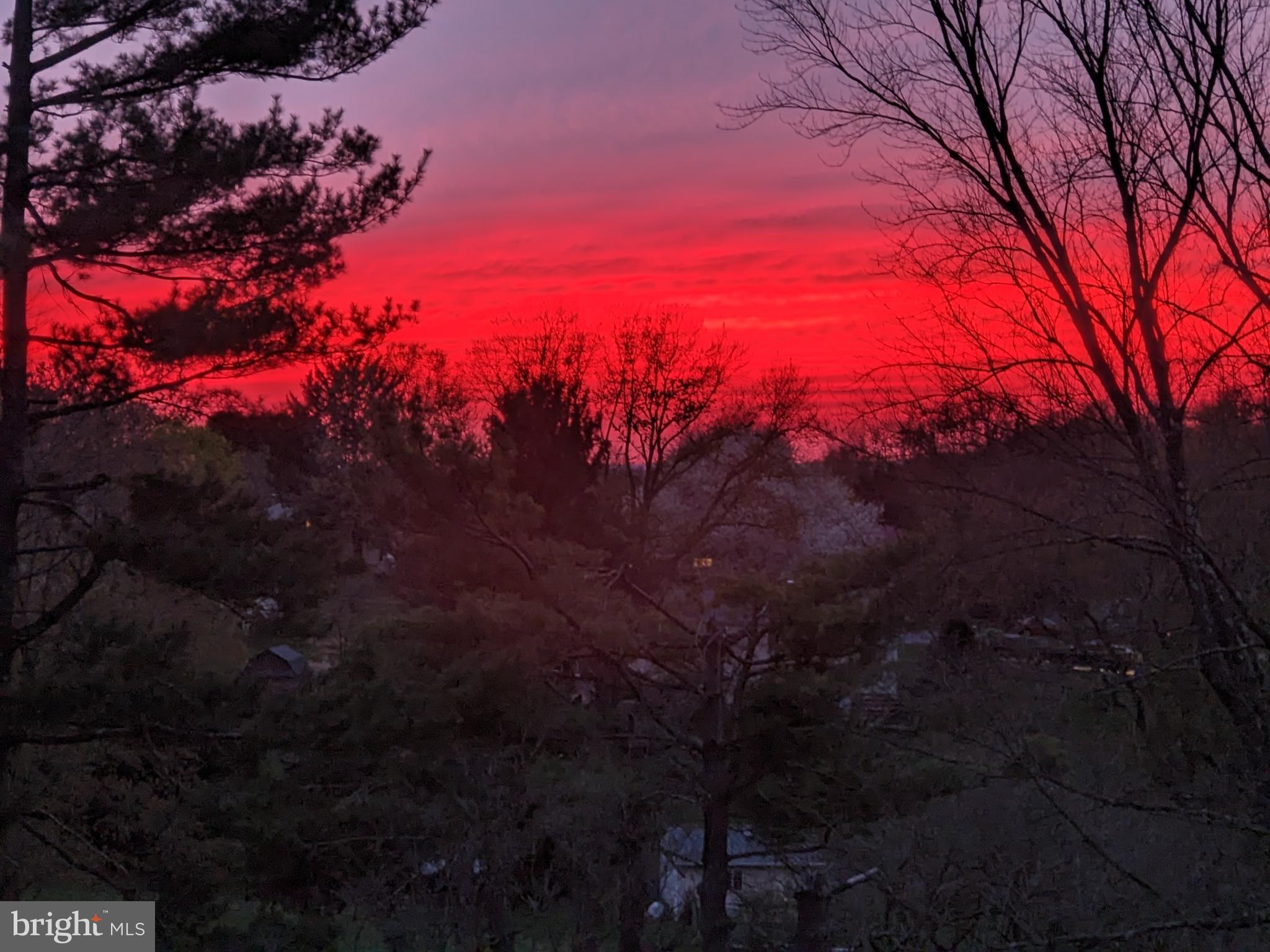 MID COUNTRY VIEW - Residential