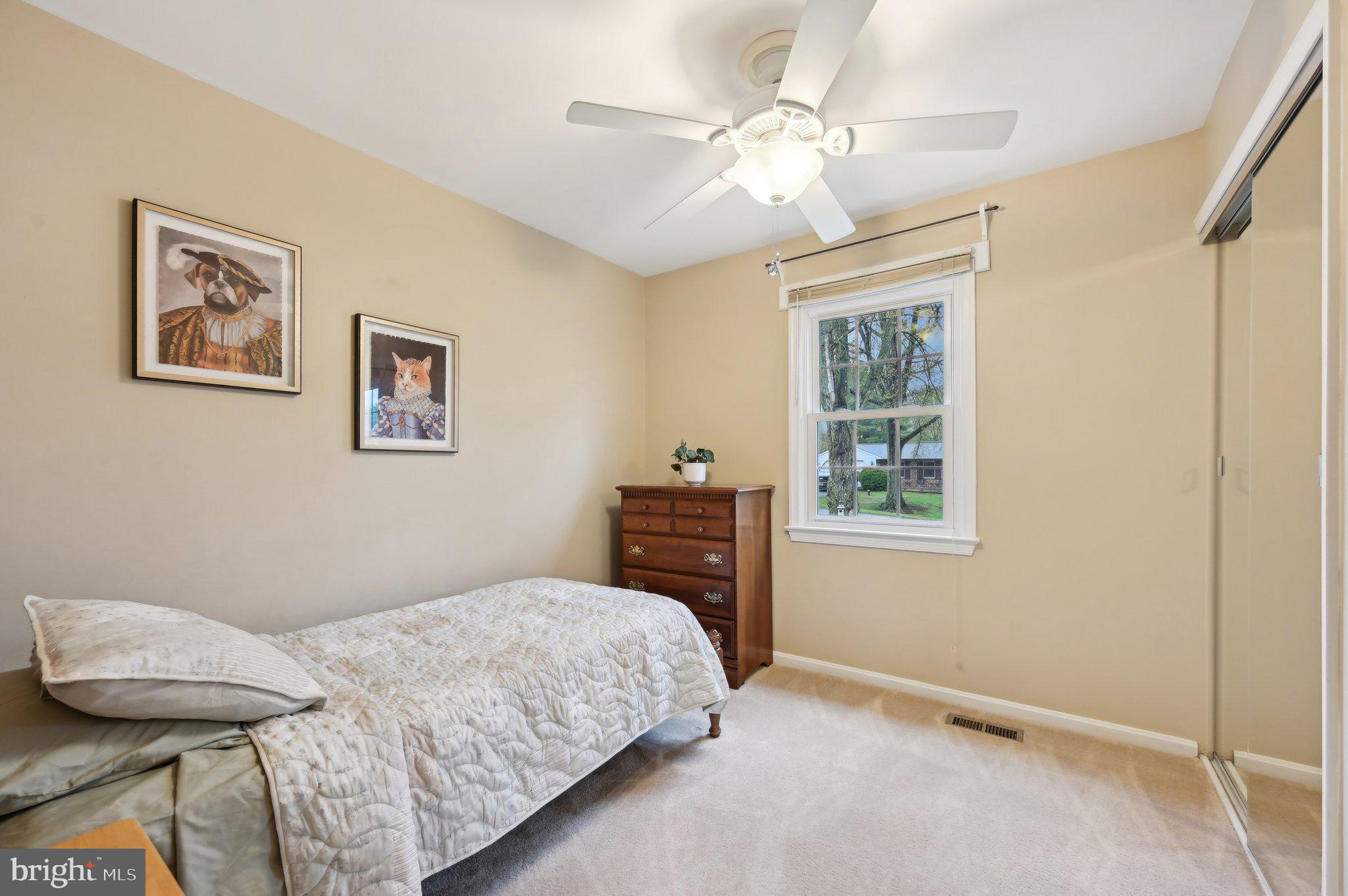 MID COUNTRY VIEW - Residential