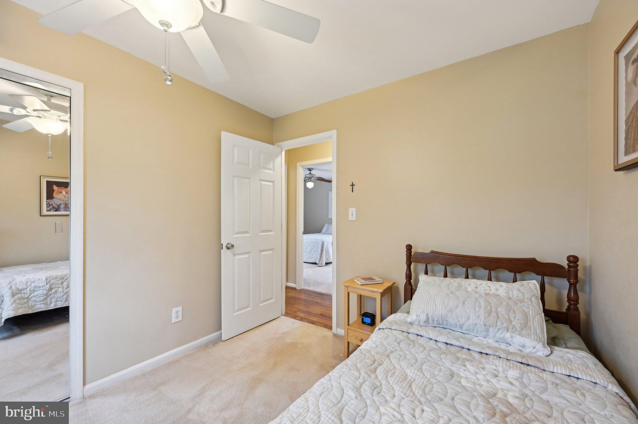 MID COUNTRY VIEW - Residential