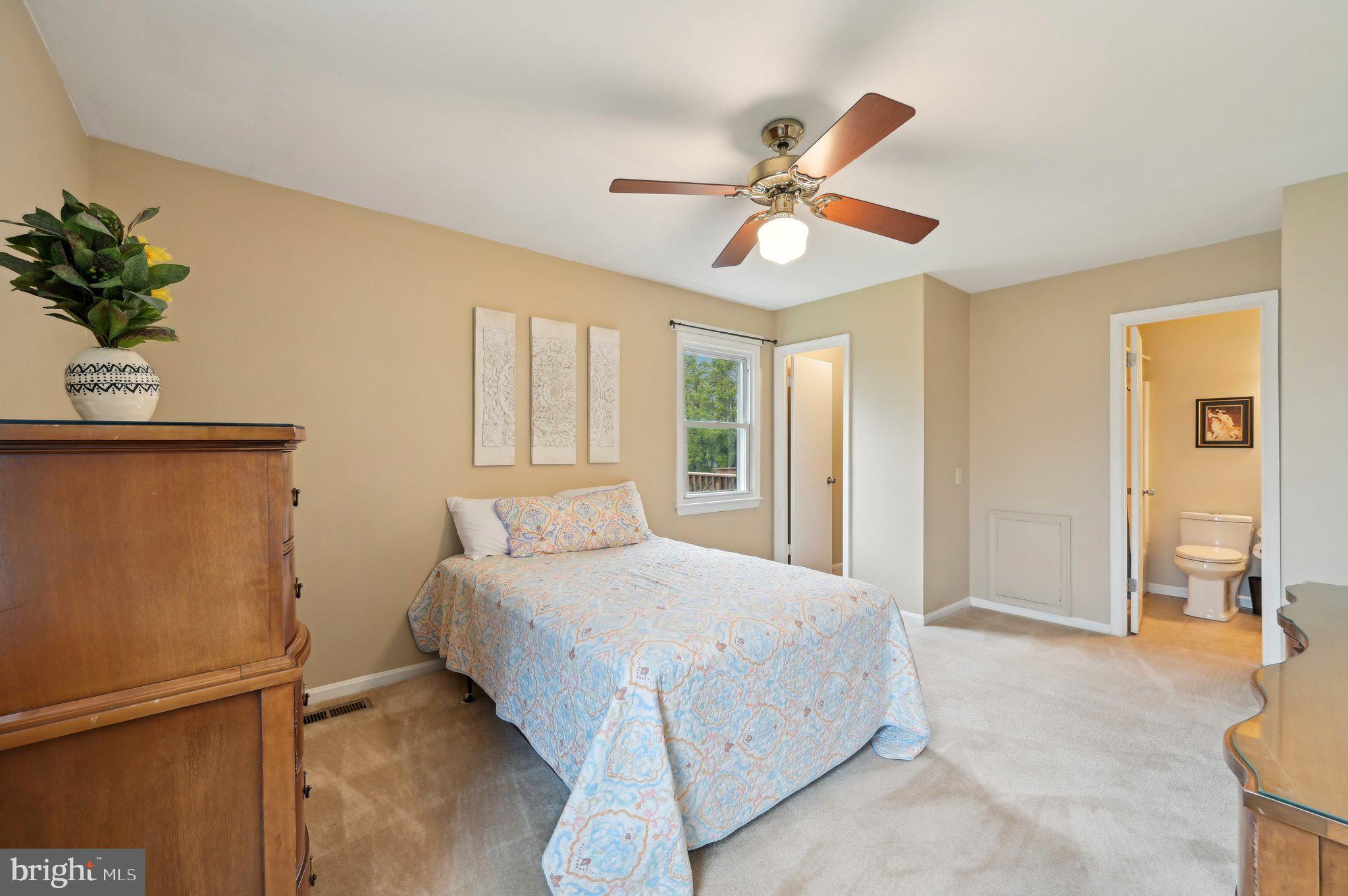 MID COUNTRY VIEW - Residential