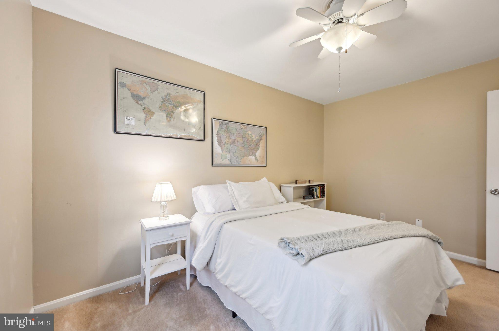 MID COUNTRY VIEW - Residential