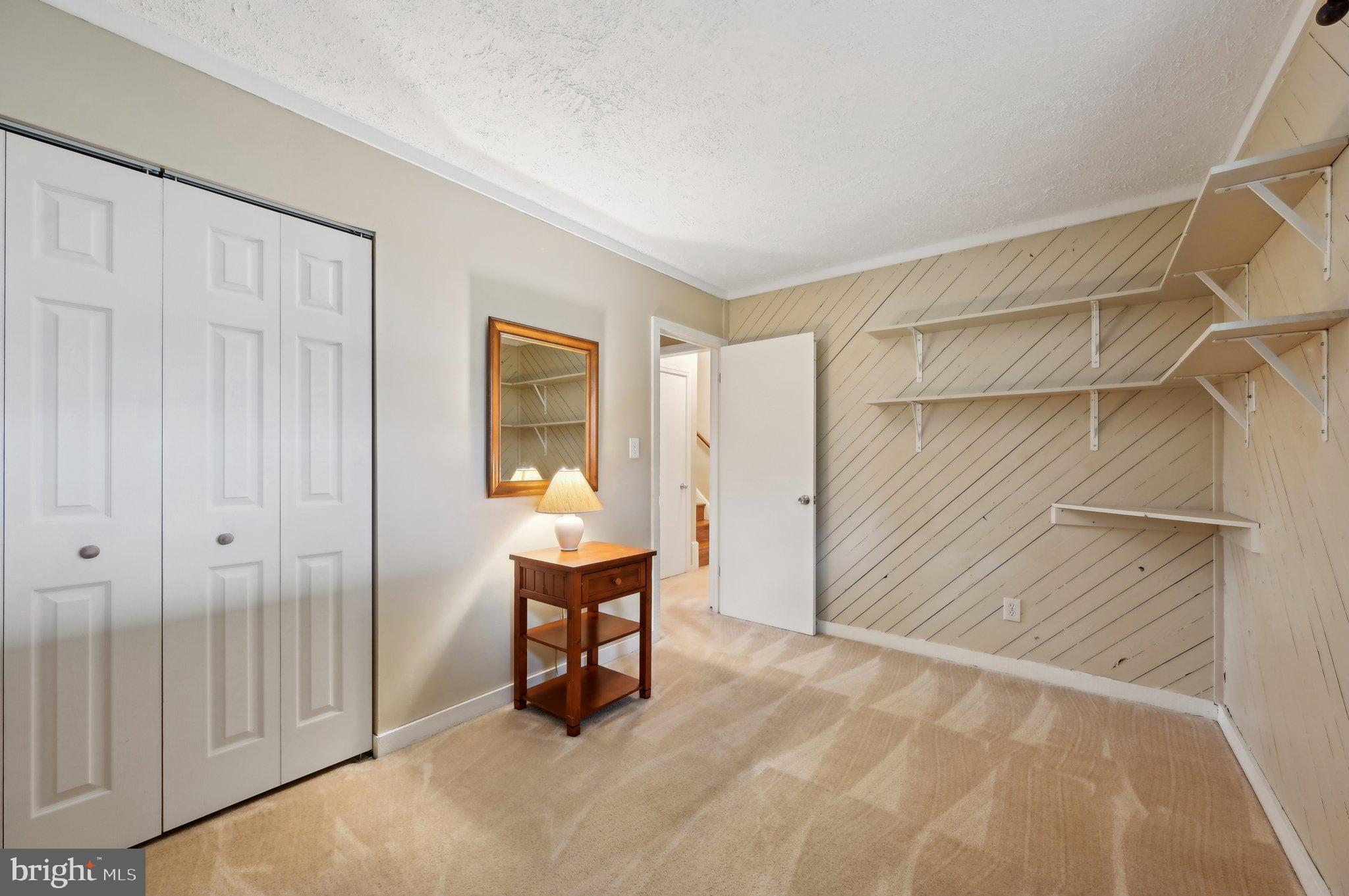 MID COUNTRY VIEW - Residential