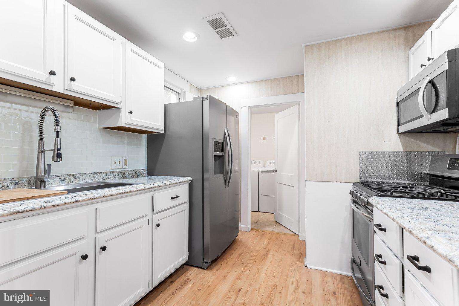 FELLS POINT HISTORIC DISTRICT - Residential Lease