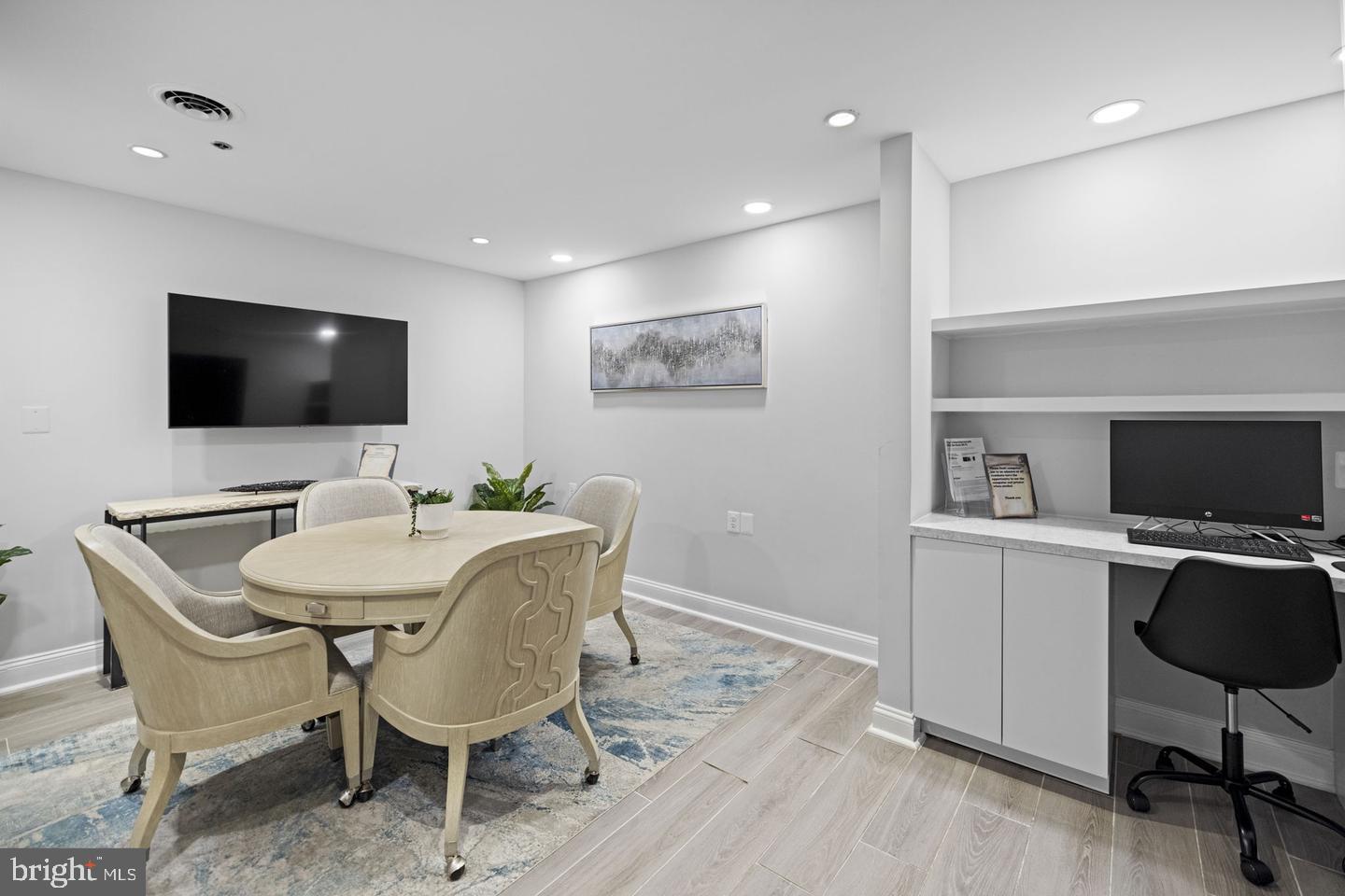 WESTVIEW AT BALLSTON METRO - Residential Lease