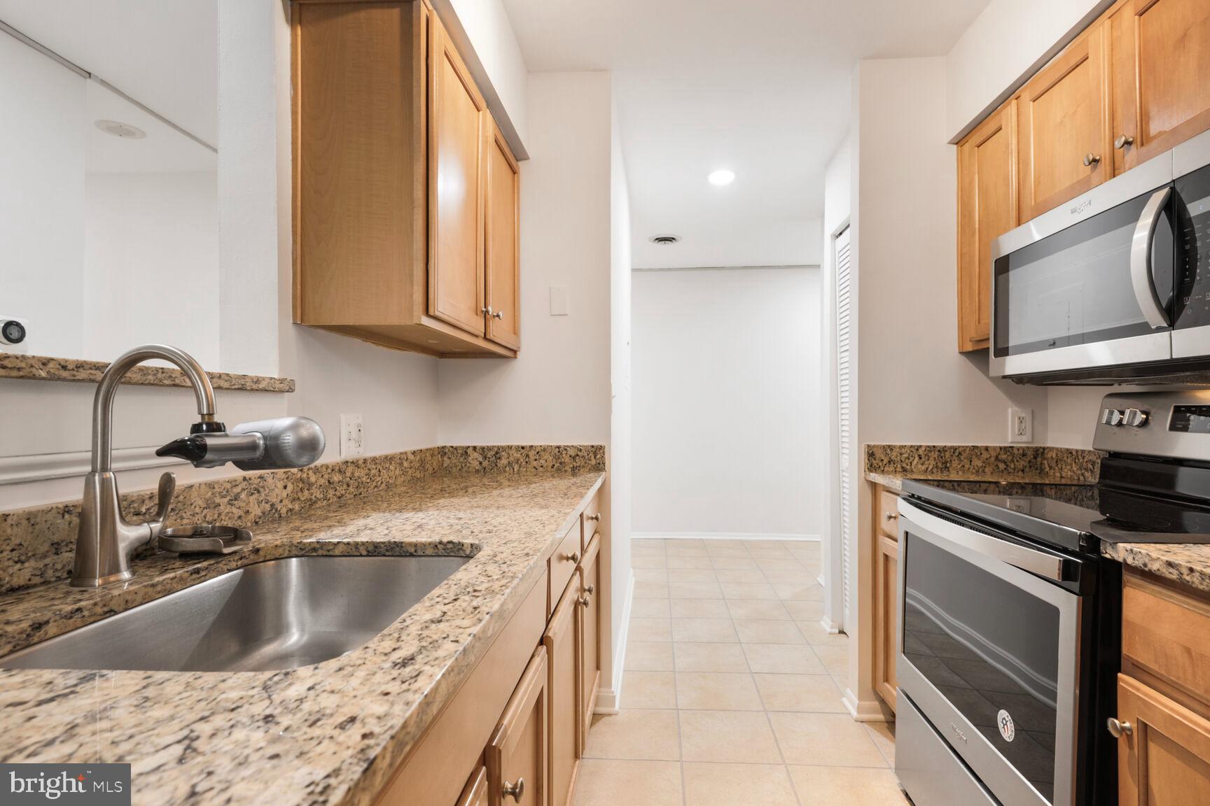 WESTVIEW AT BALLSTON METRO - Residential Lease