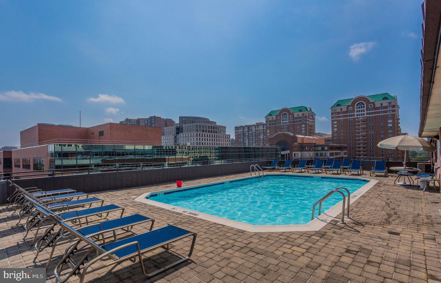 WESTVIEW AT BALLSTON METRO - Residential Lease