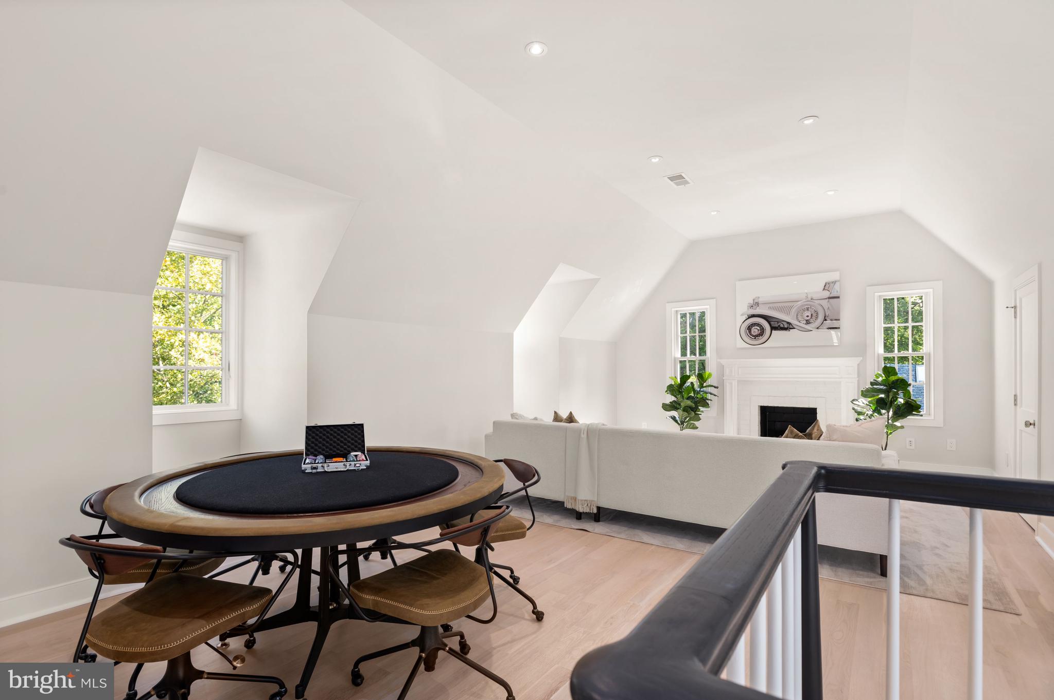 WESLEY HEIGHTS - Residential