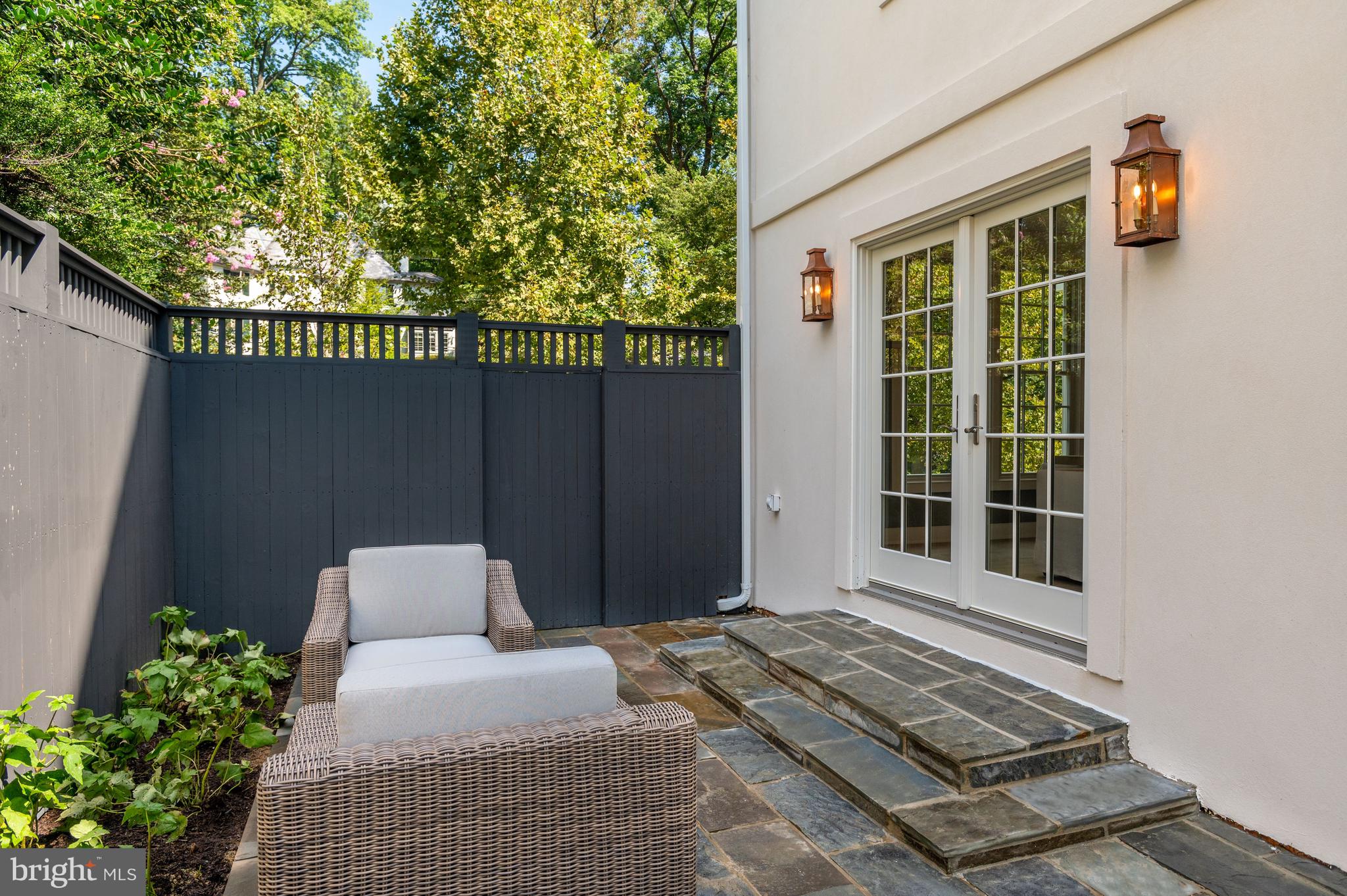 WESLEY HEIGHTS - Residential