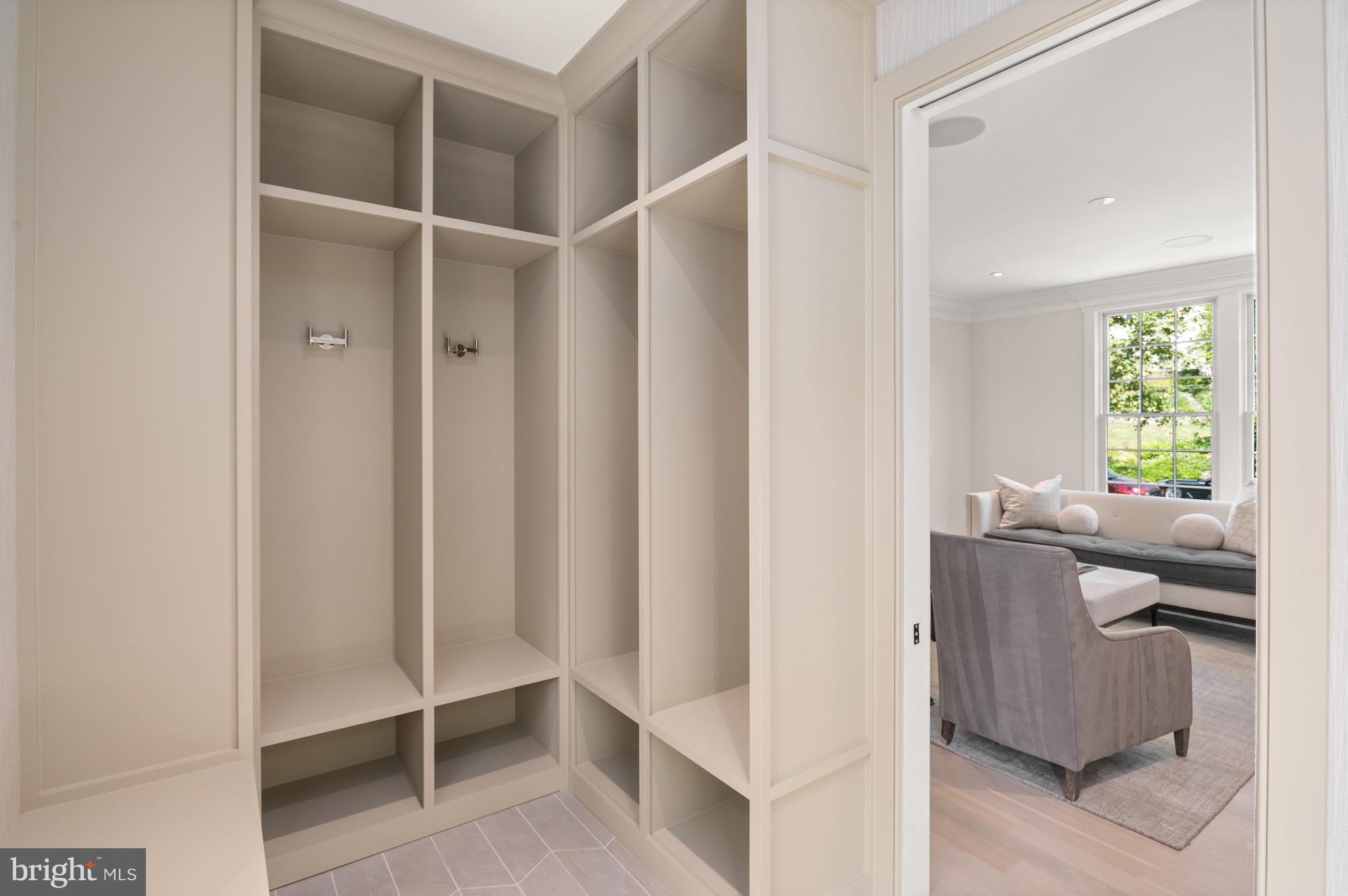WESLEY HEIGHTS - Residential