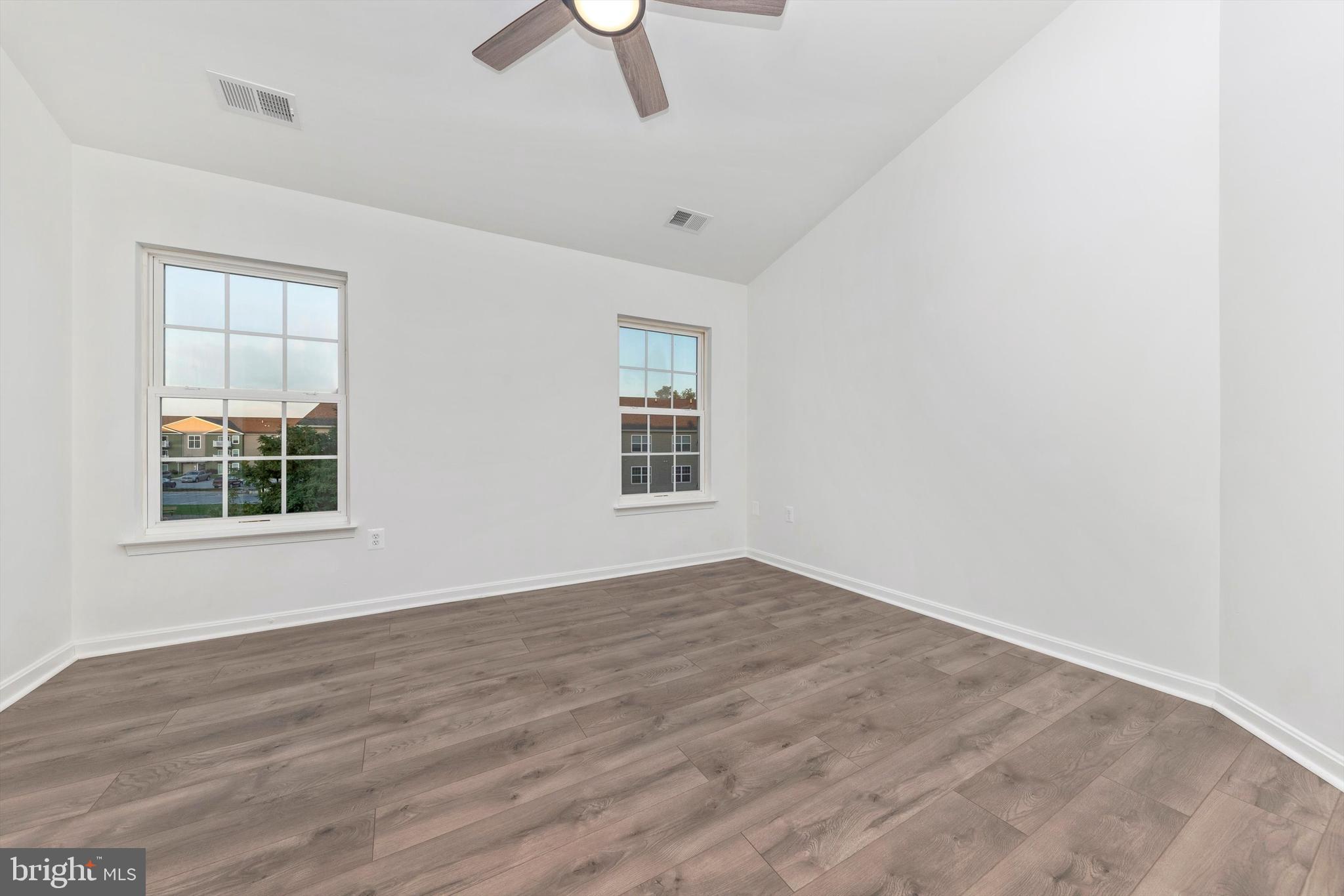 SENECA RIDGE - Residential