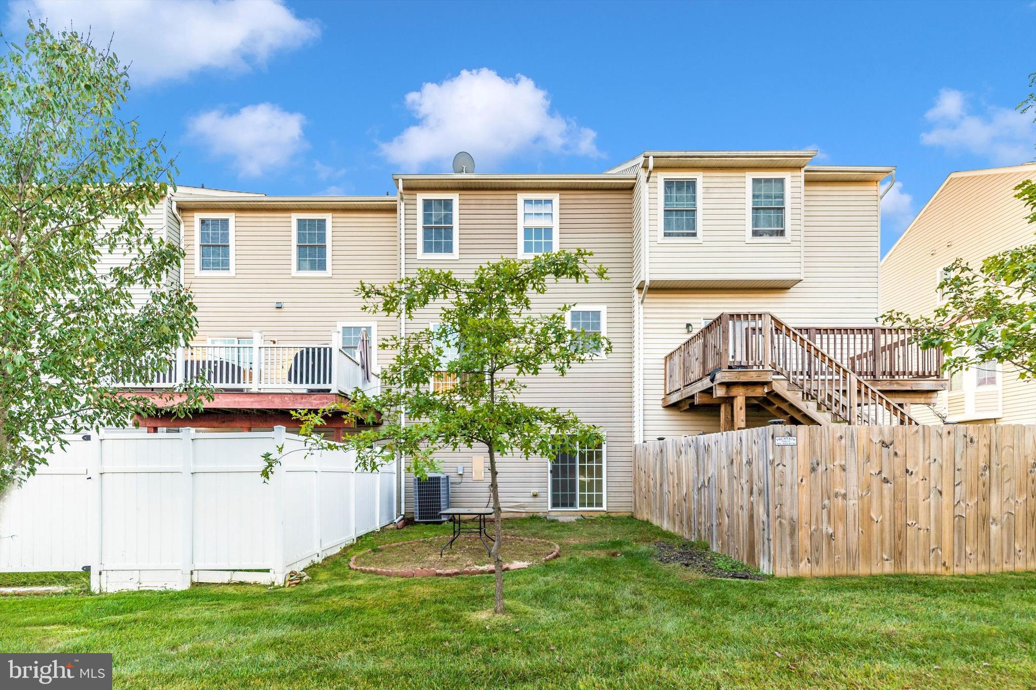 SENECA RIDGE - Residential