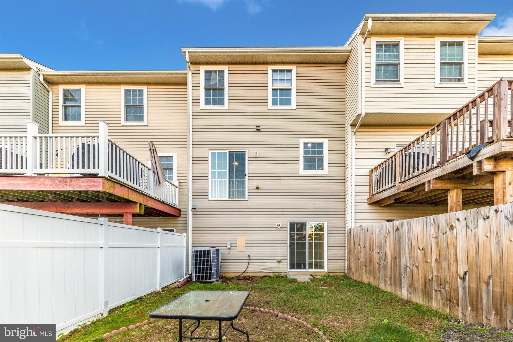 SENECA RIDGE - Residential