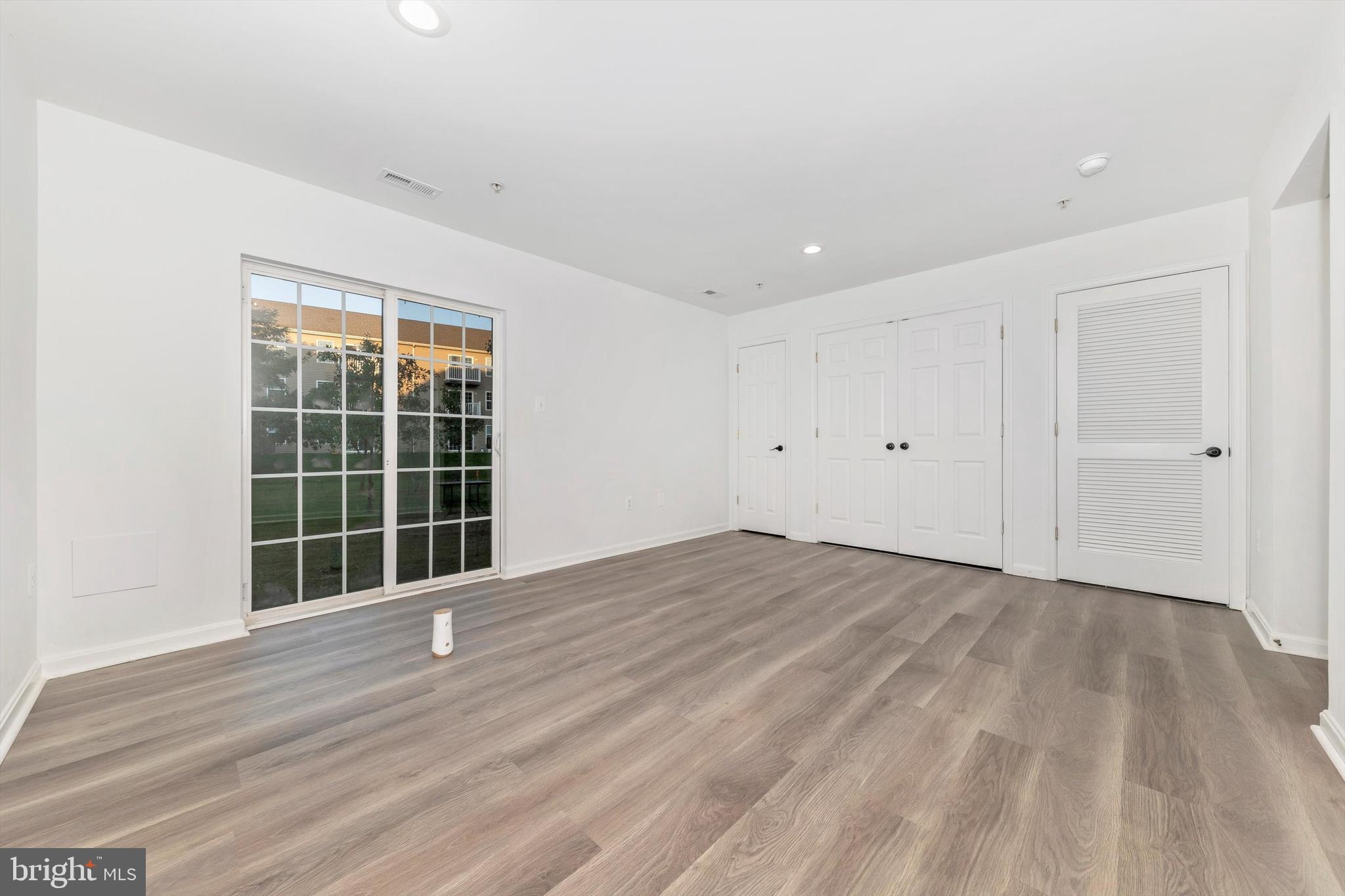 SENECA RIDGE - Residential