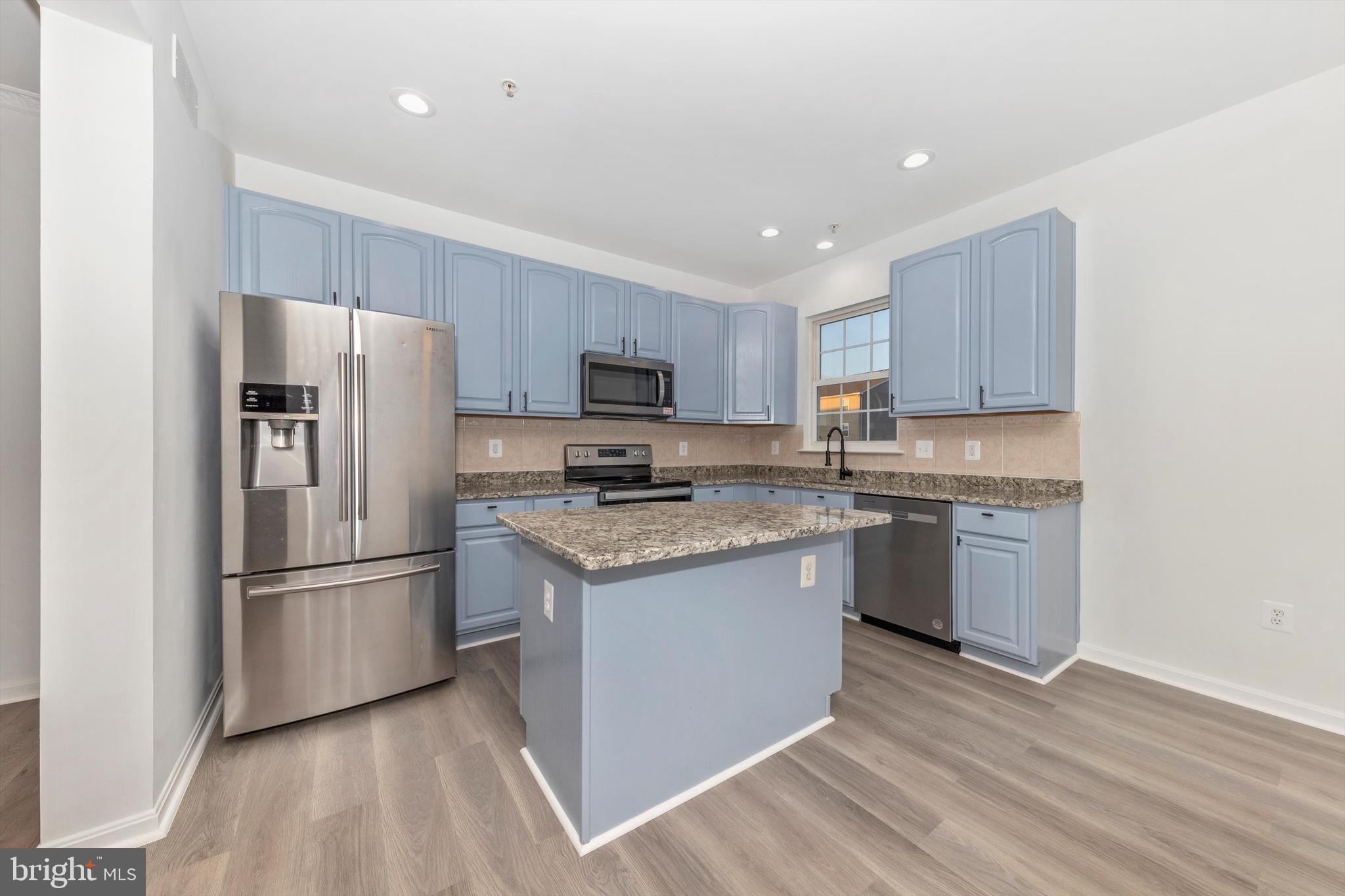 SENECA RIDGE - Residential