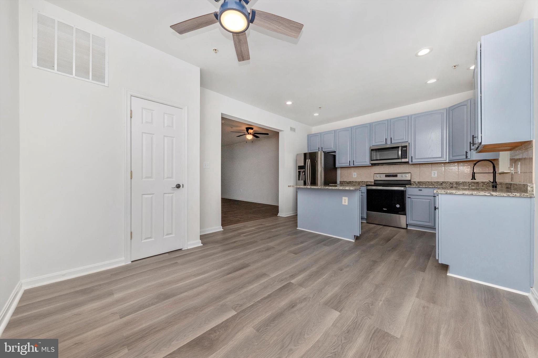 SENECA RIDGE - Residential