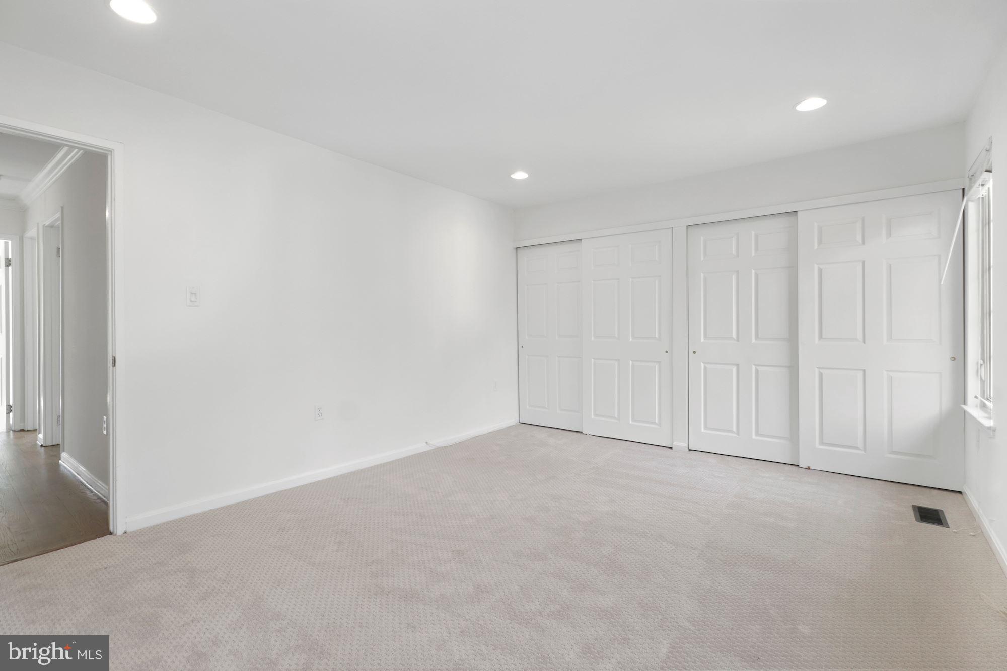 TYSONS GREEN - Residential