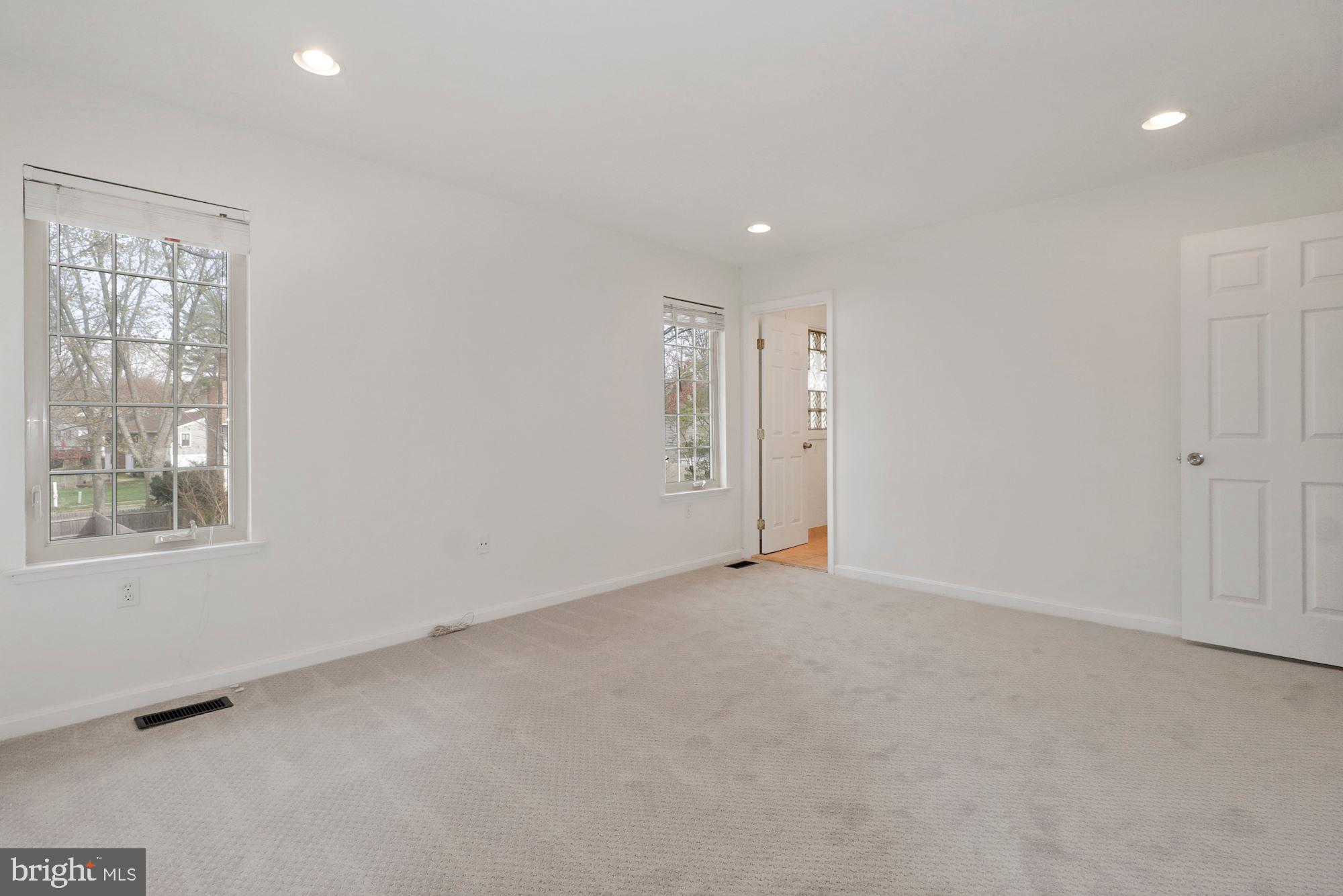 TYSONS GREEN - Residential