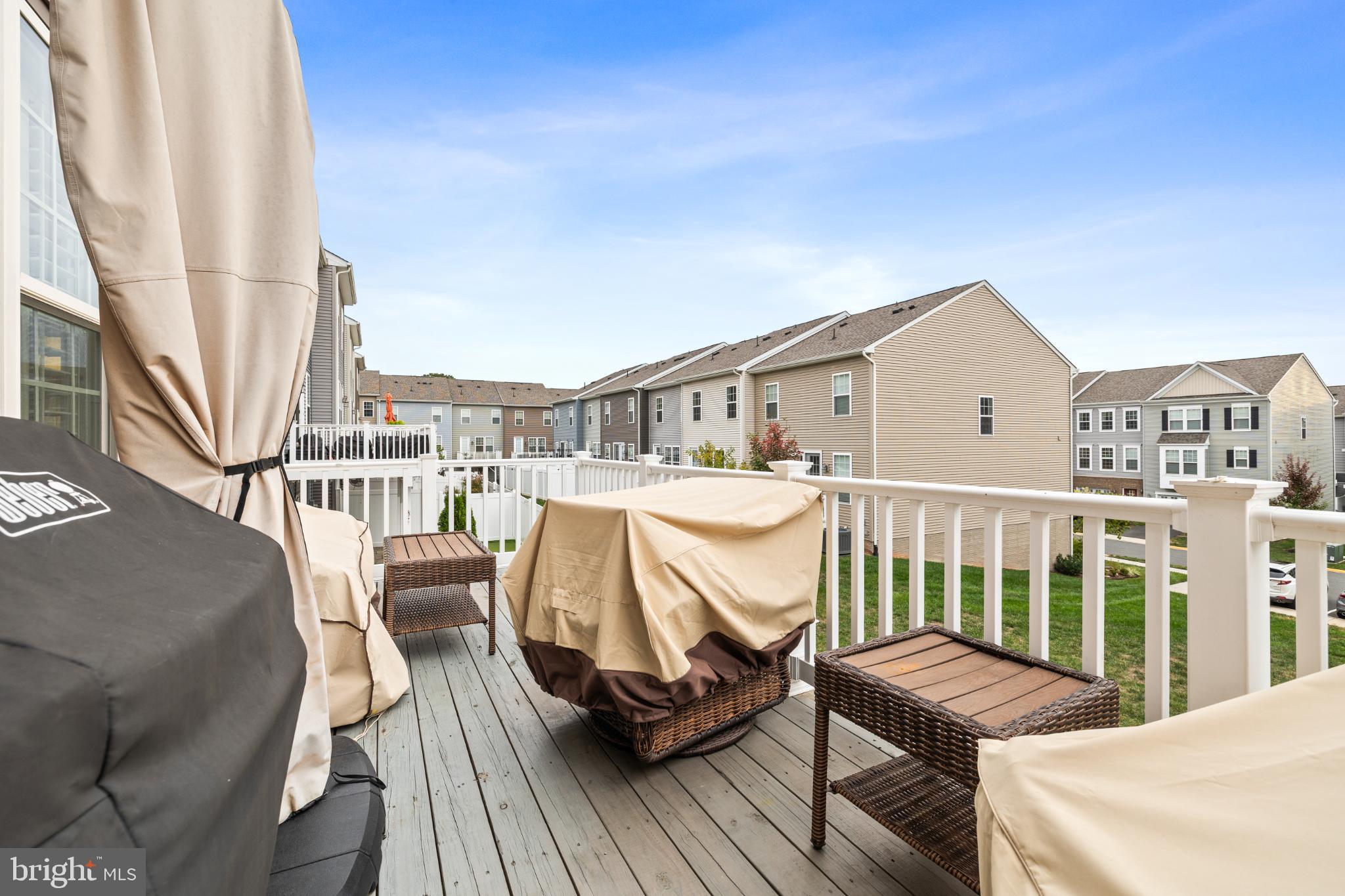 BRADLEY SQUARE - Residential