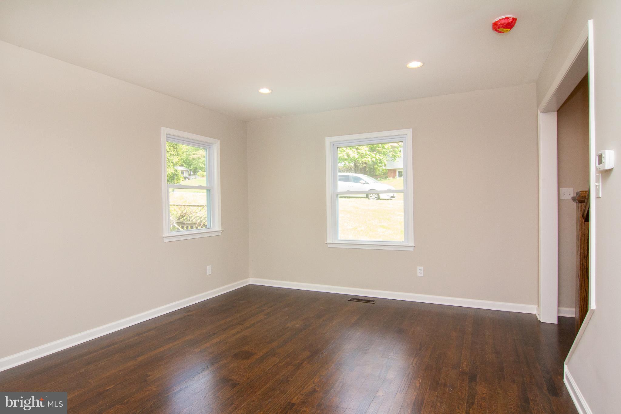 ROLLING VIEW - Residential