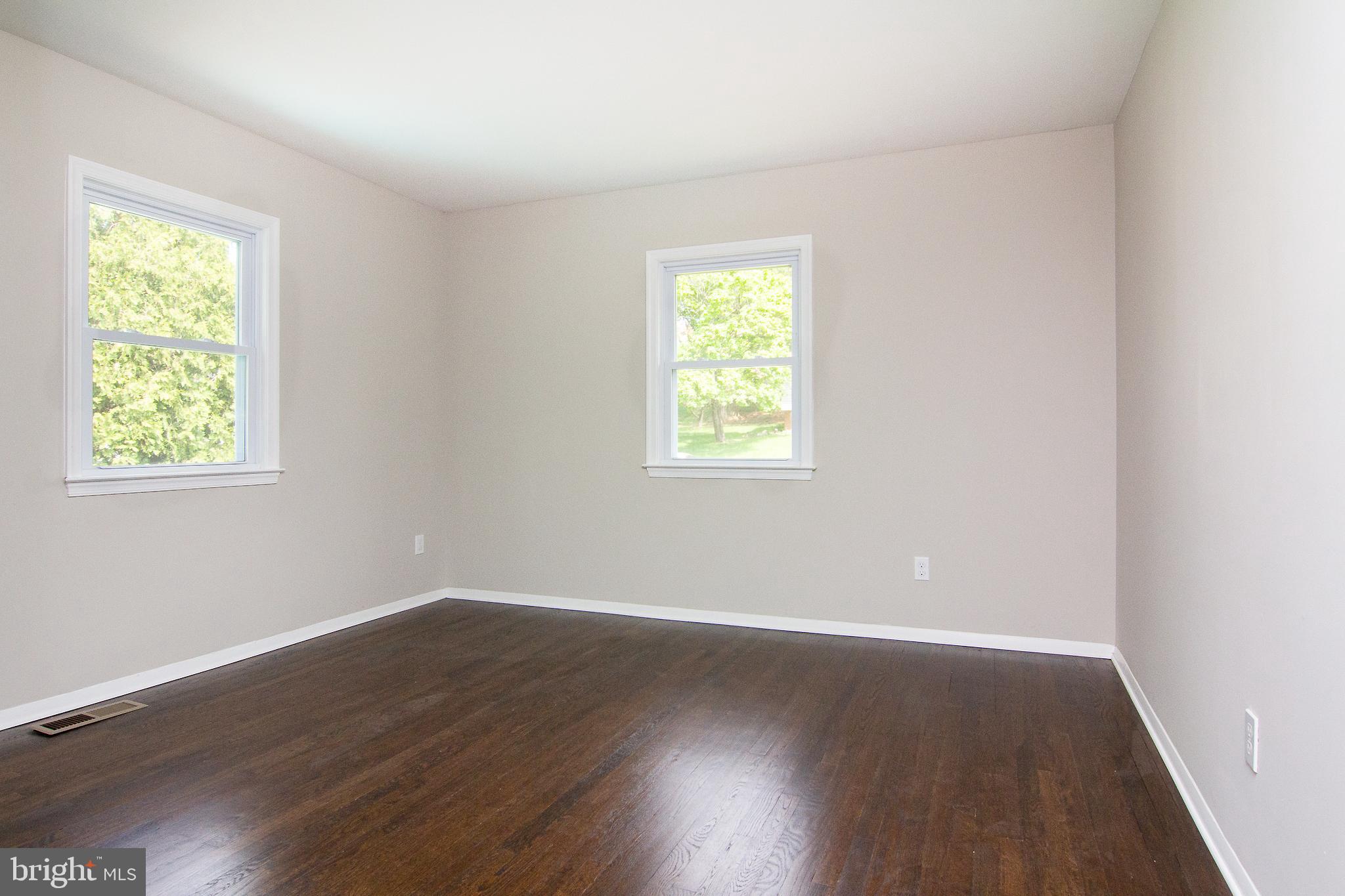 ROLLING VIEW - Residential