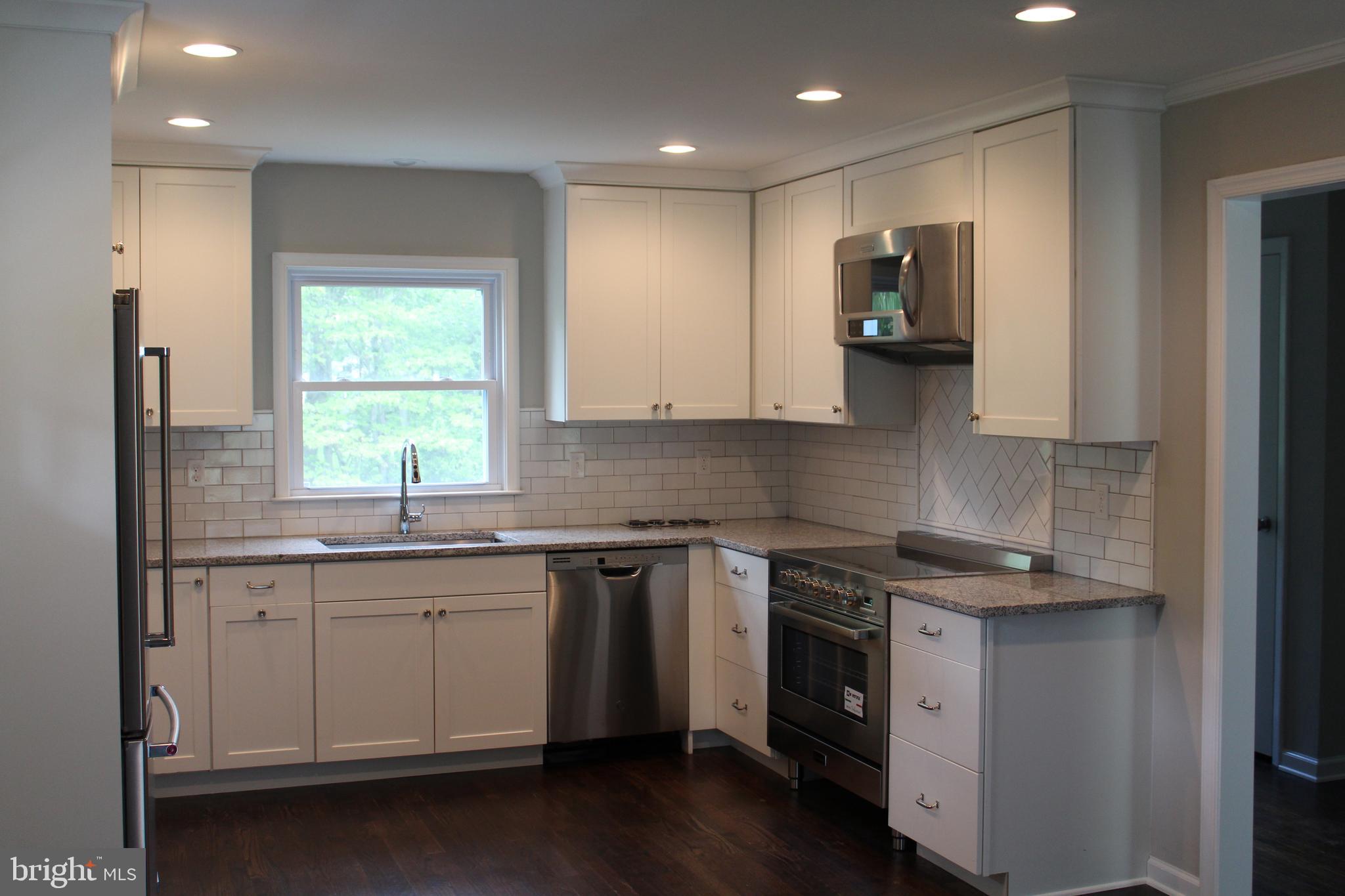 ROLLING VIEW - Residential