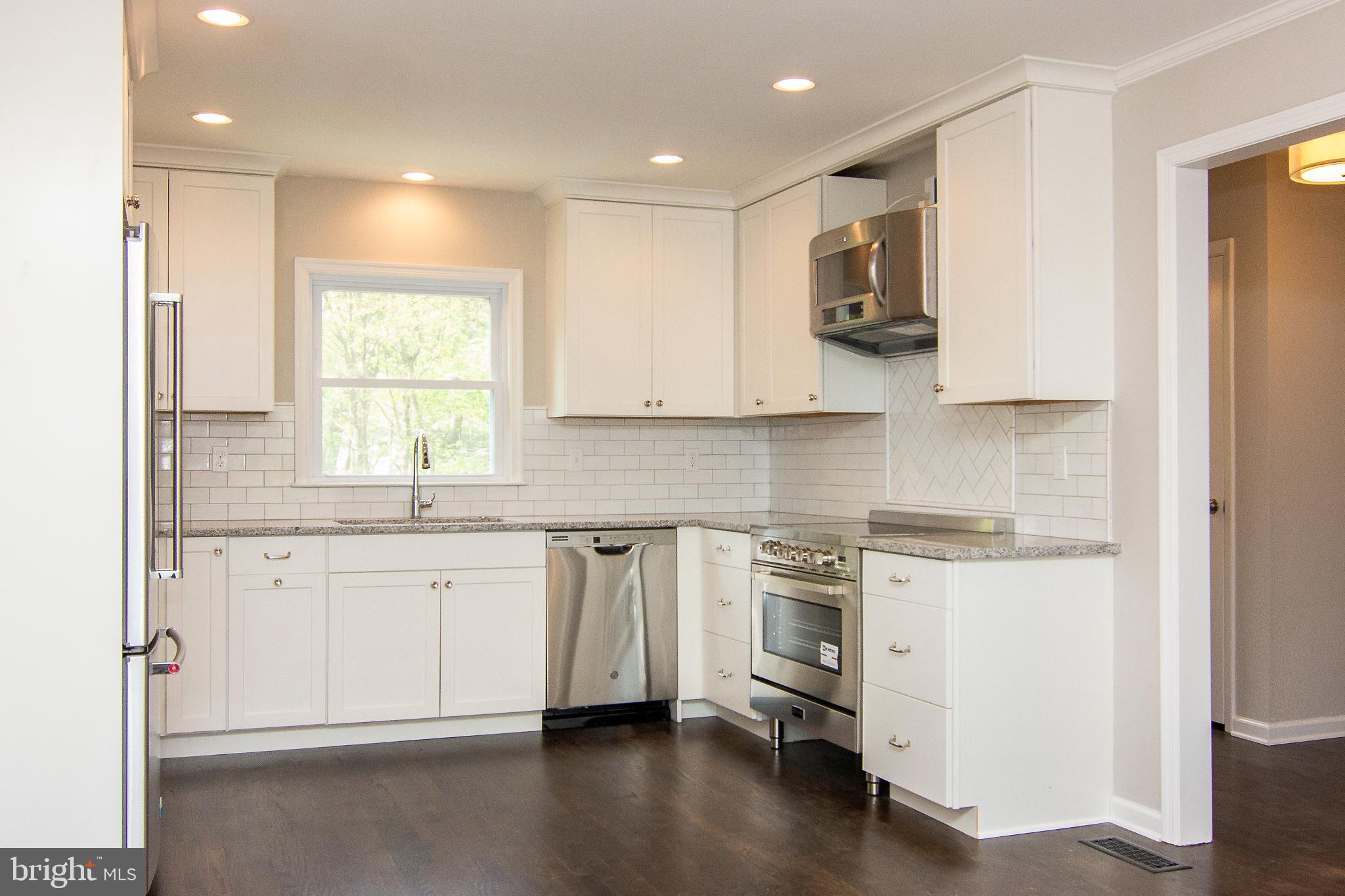 ROLLING VIEW - Residential