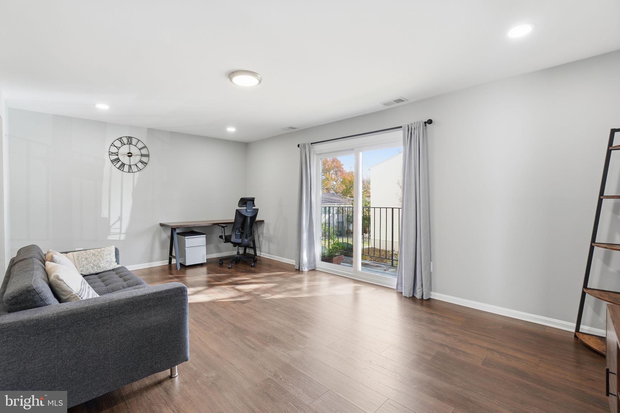 KEENE MILL WOODS - Residential Lease