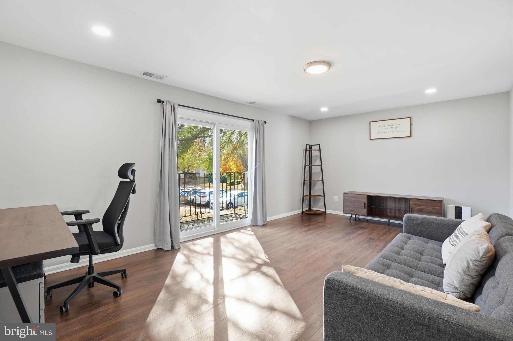 9175 BROKEN OAK PLACE 39B