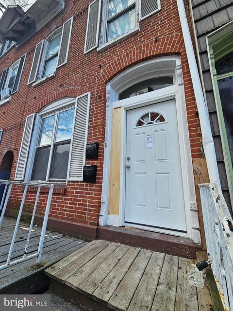 202 S 6TH STREET READING PA 19602